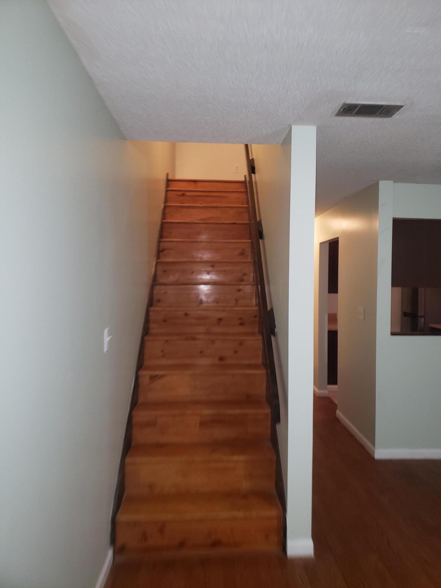 SCOTTWOOD - Residential