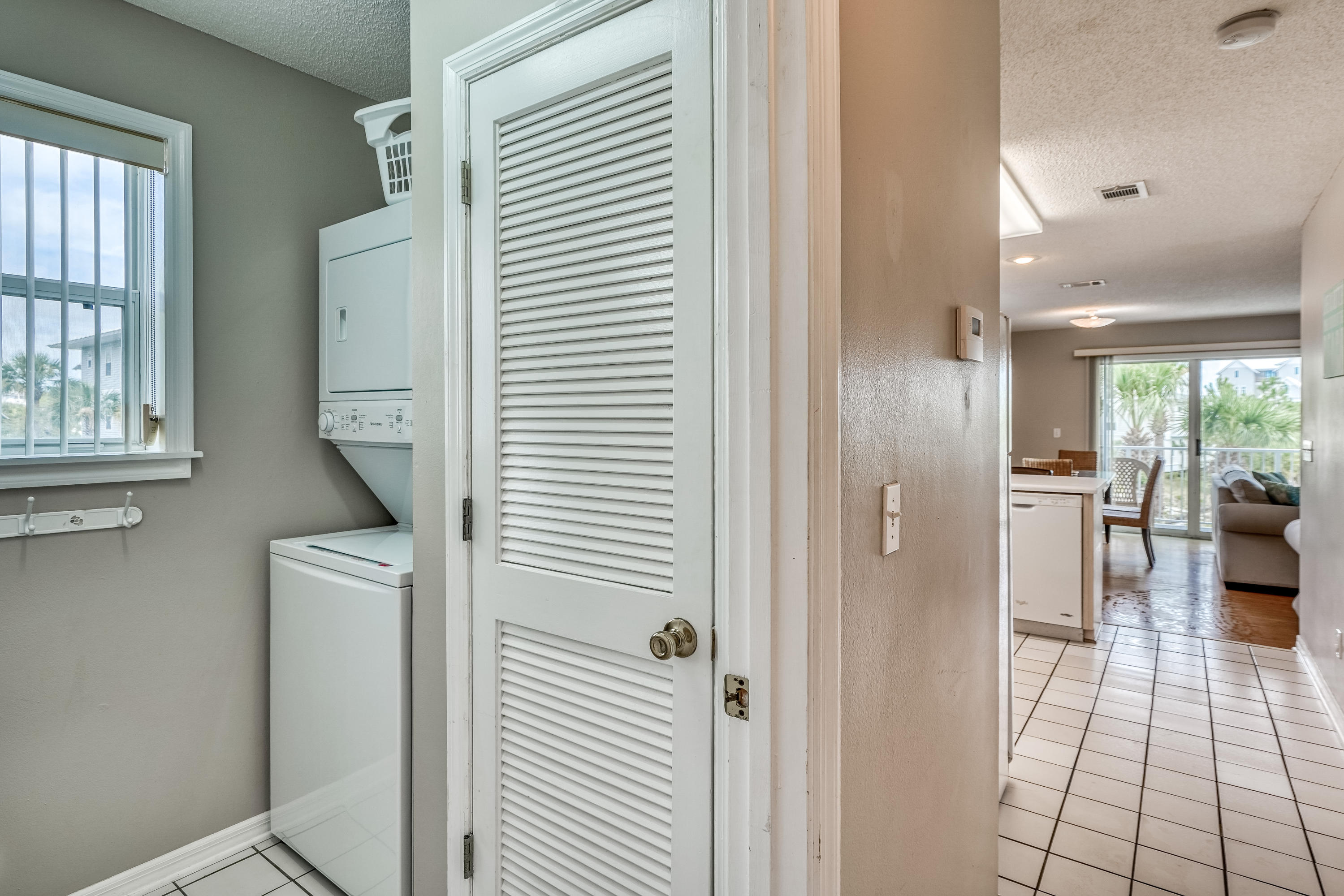 BEACHSIDE VILLAS CONDO - Residential