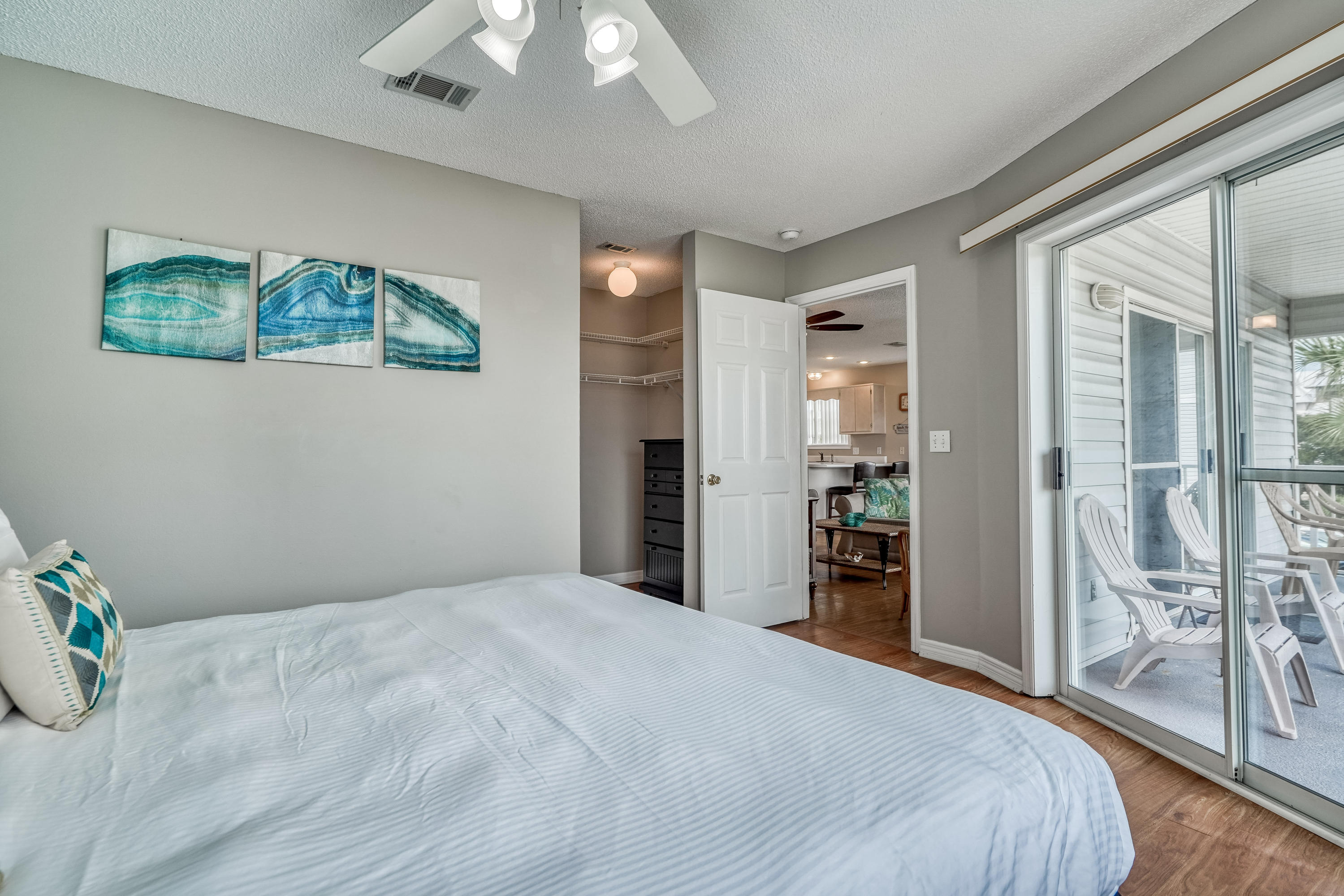 BEACHSIDE VILLAS CONDO - Residential