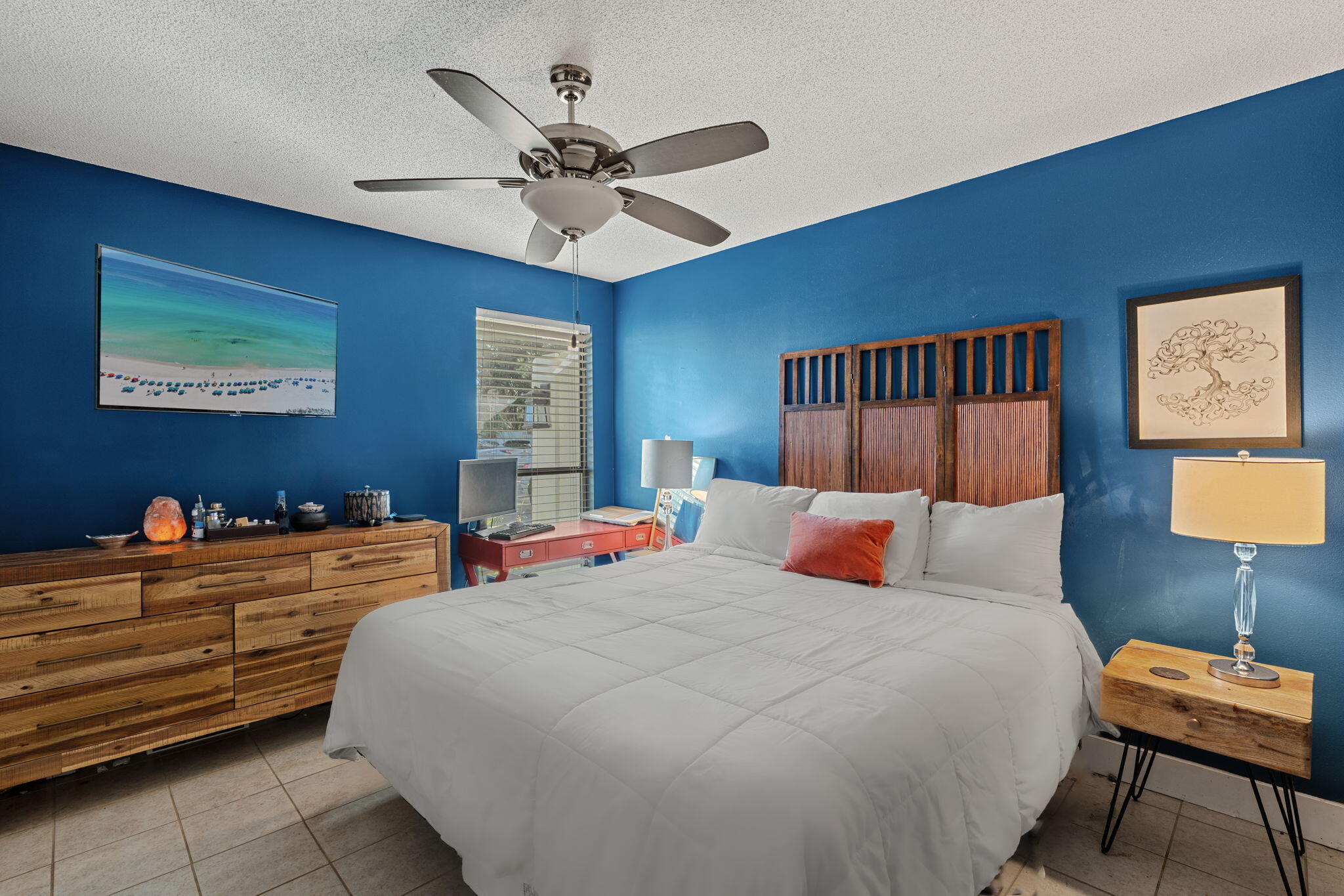 LINKSIDE VILLAGE UNIT 1 - Residential