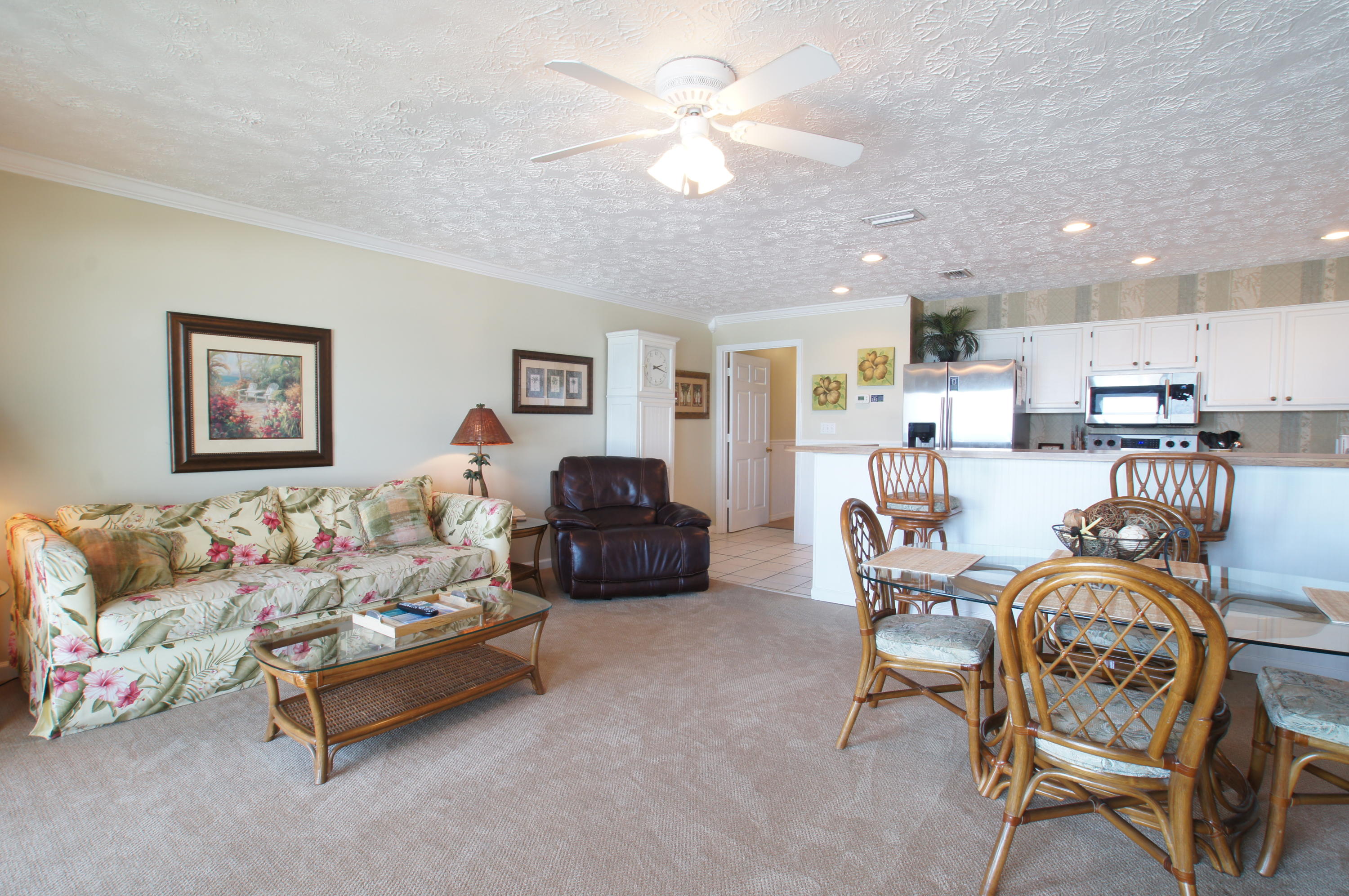 CRYSTAL VILLAS CONDO - Residential