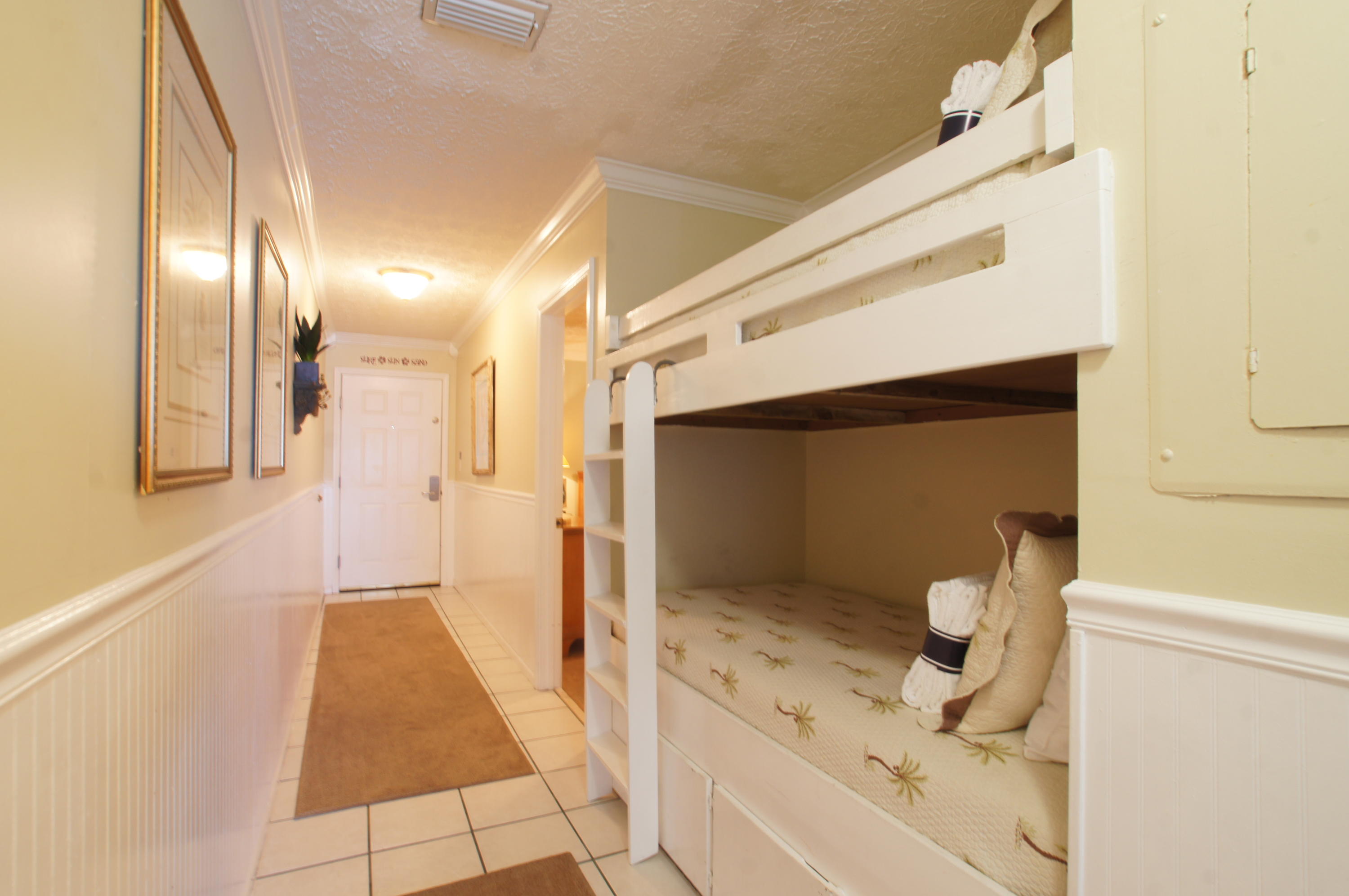 CRYSTAL VILLAS CONDO - Residential