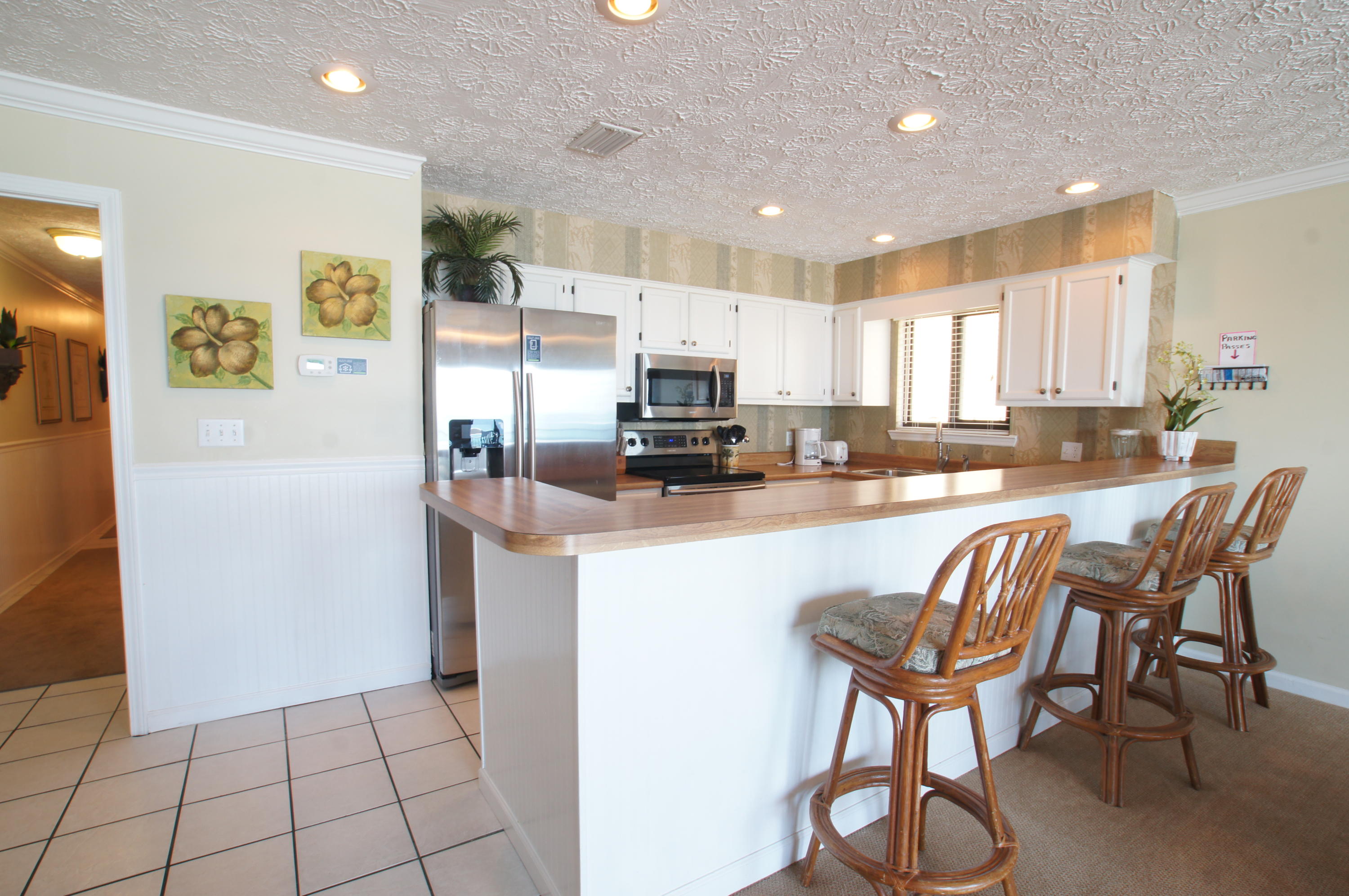 CRYSTAL VILLAS CONDO - Residential