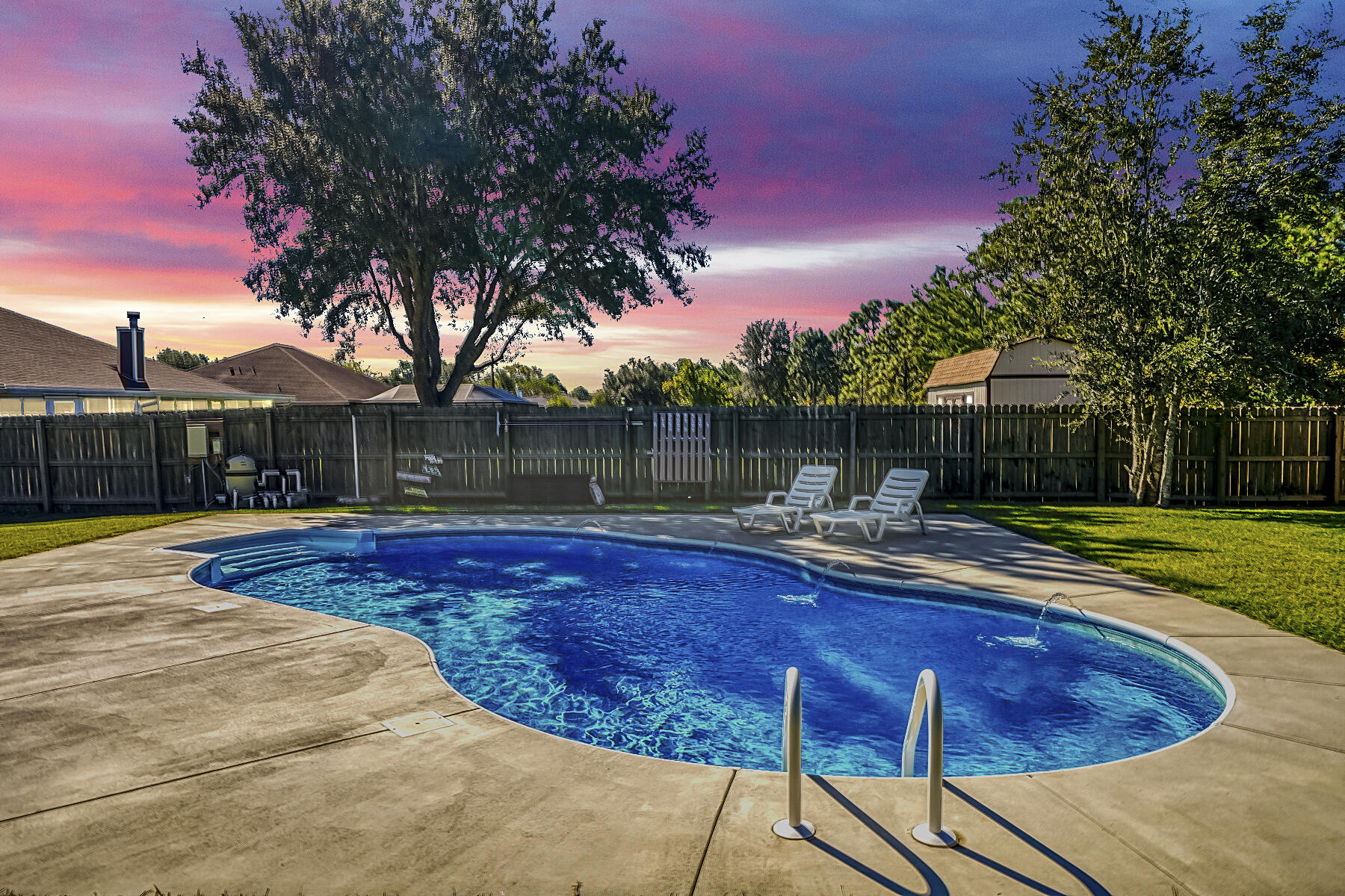 HOLLEY BY THE SEA - Residential