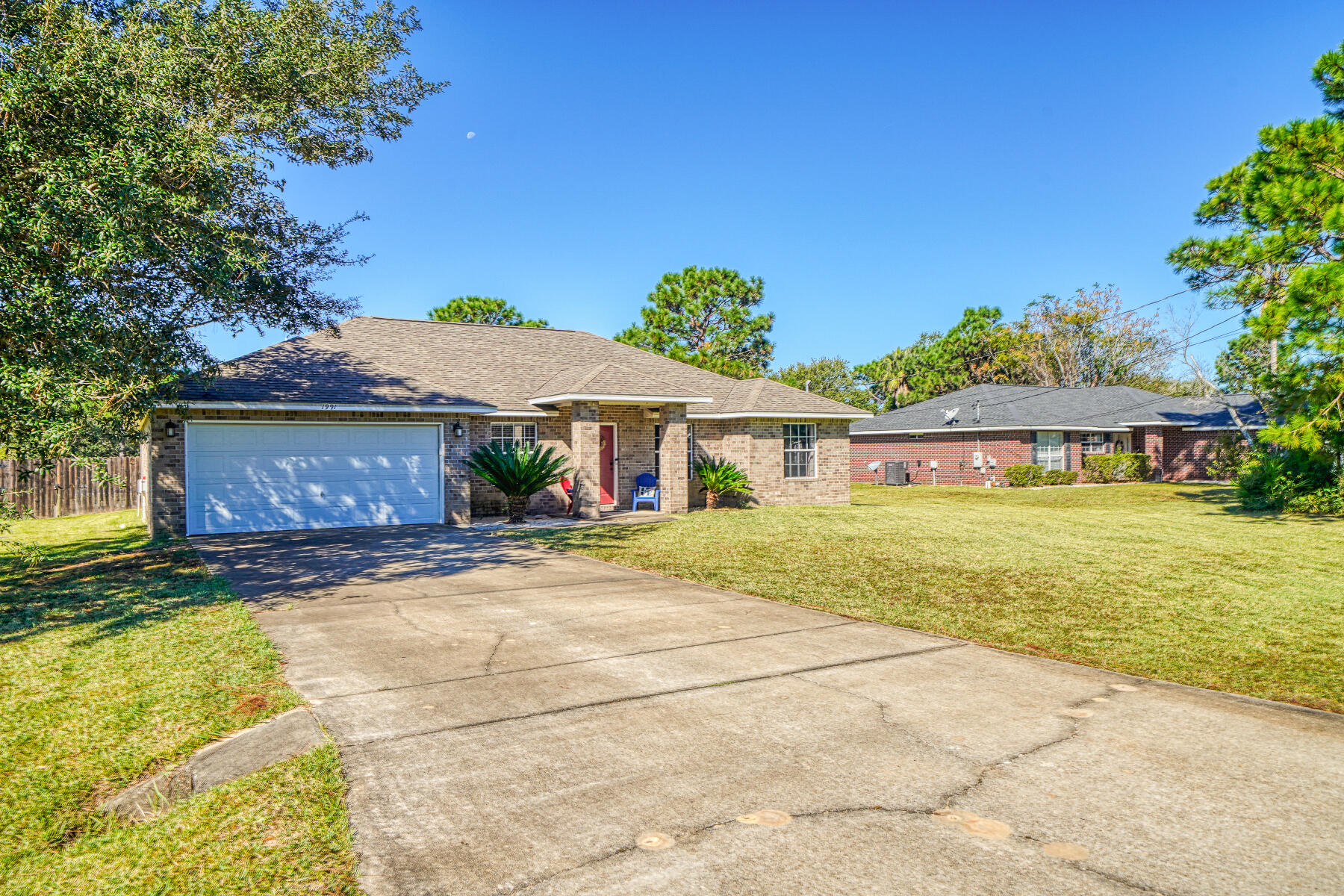 HOLLEY BY THE SEA - Residential