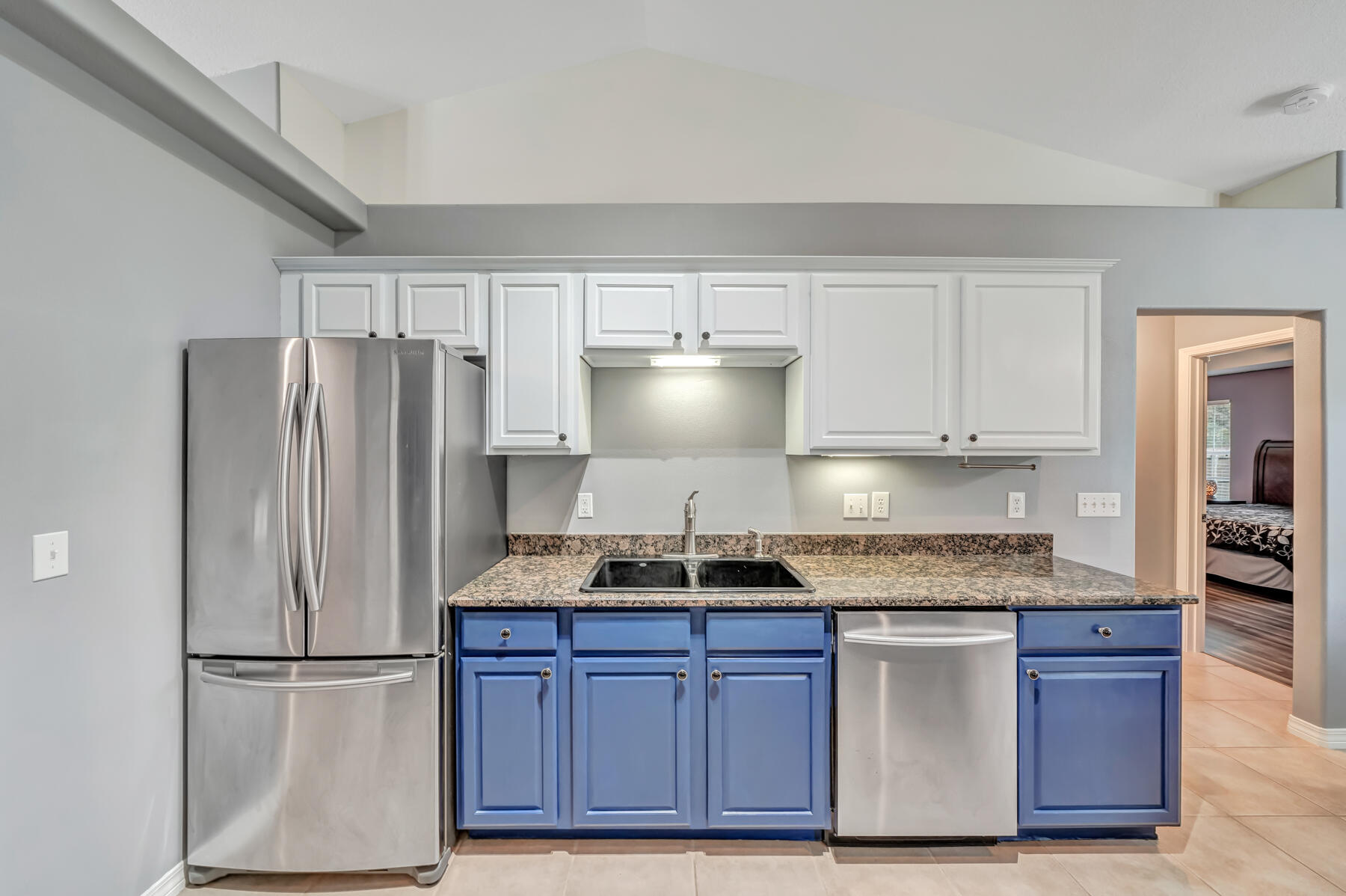 HOLLEY BY THE SEA - Residential