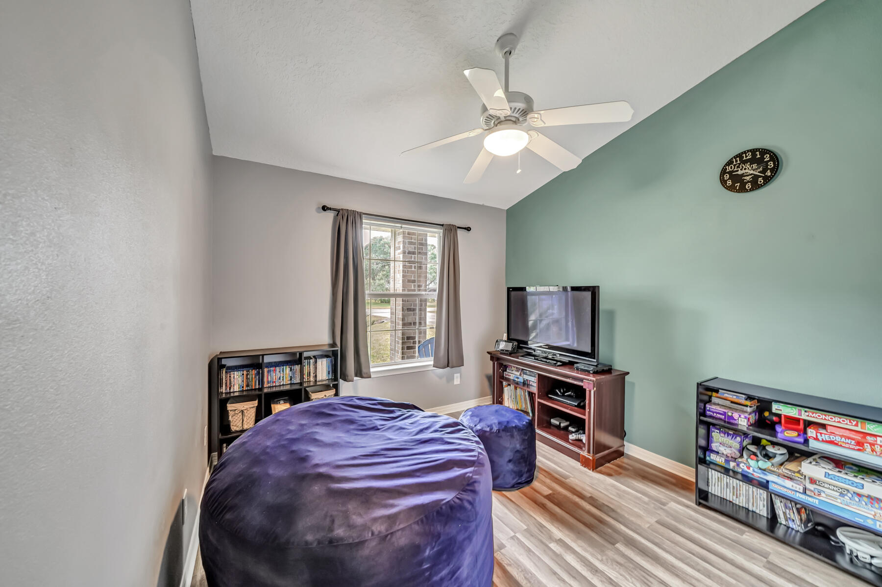 HOLLEY BY THE SEA - Residential