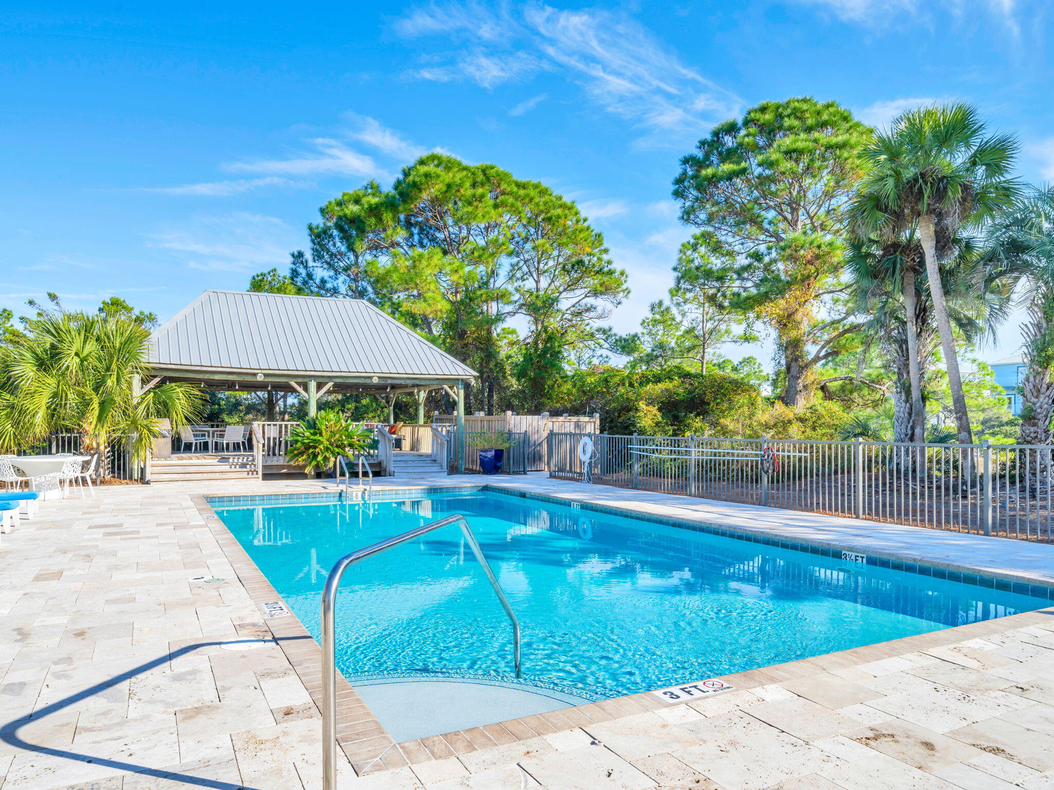 BEACHFRONT 2 PH 1 - Residential