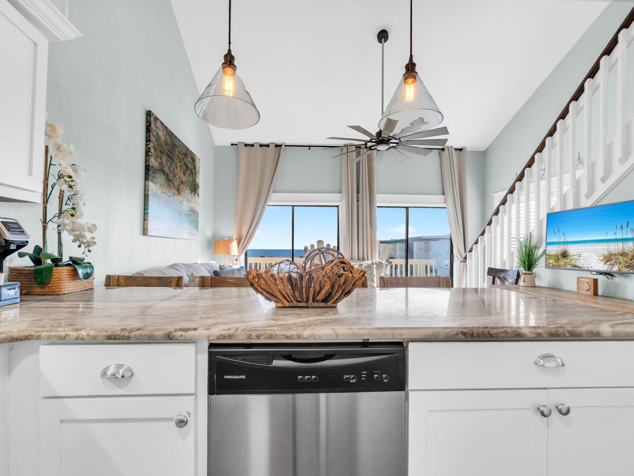 BEACHFRONT 2 PH 1 - Residential