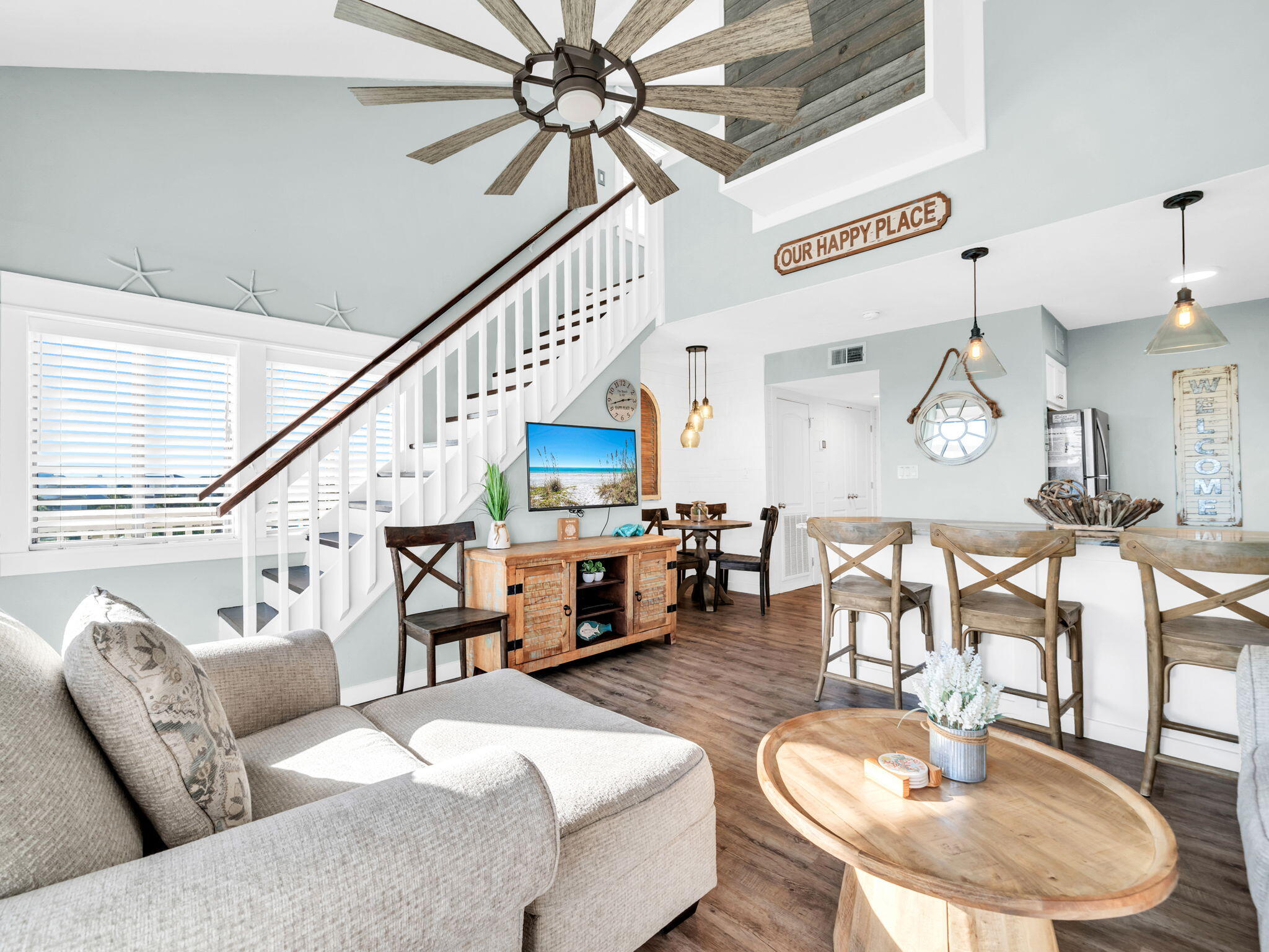 BEACHFRONT 2 PH 1 - Residential