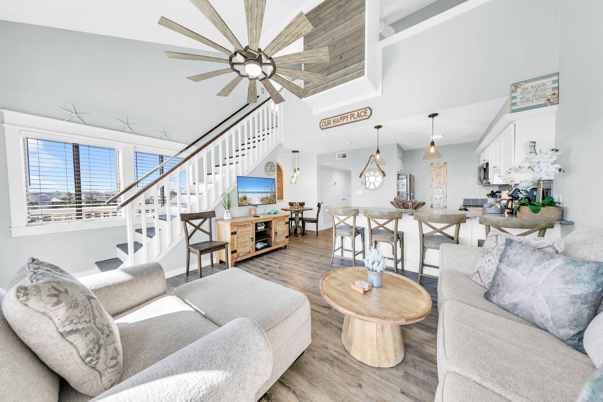 BEACHFRONT 2 PH 1 - Residential