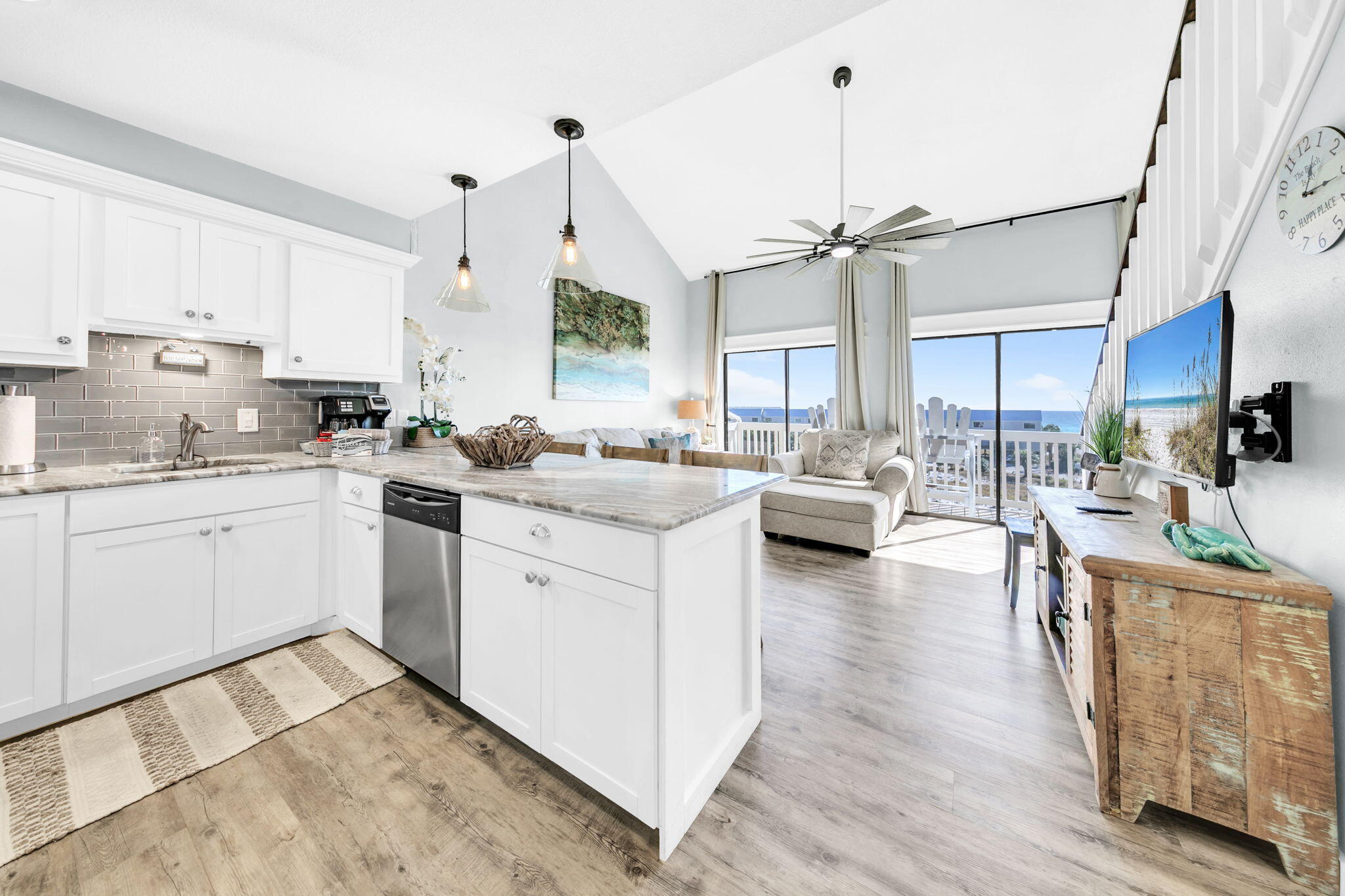 BEACHFRONT 2 PH 1 - Residential