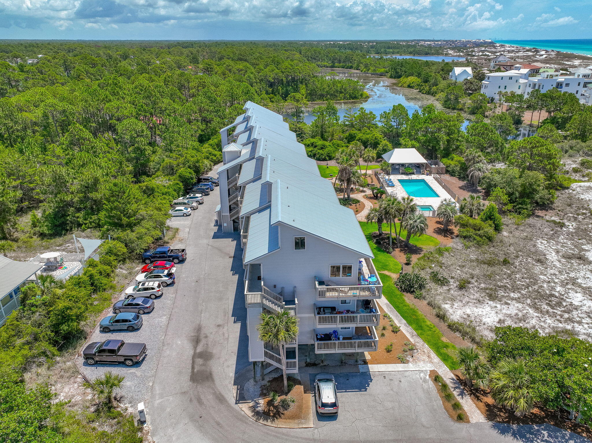 BEACHFRONT 2 PH 1 - Residential