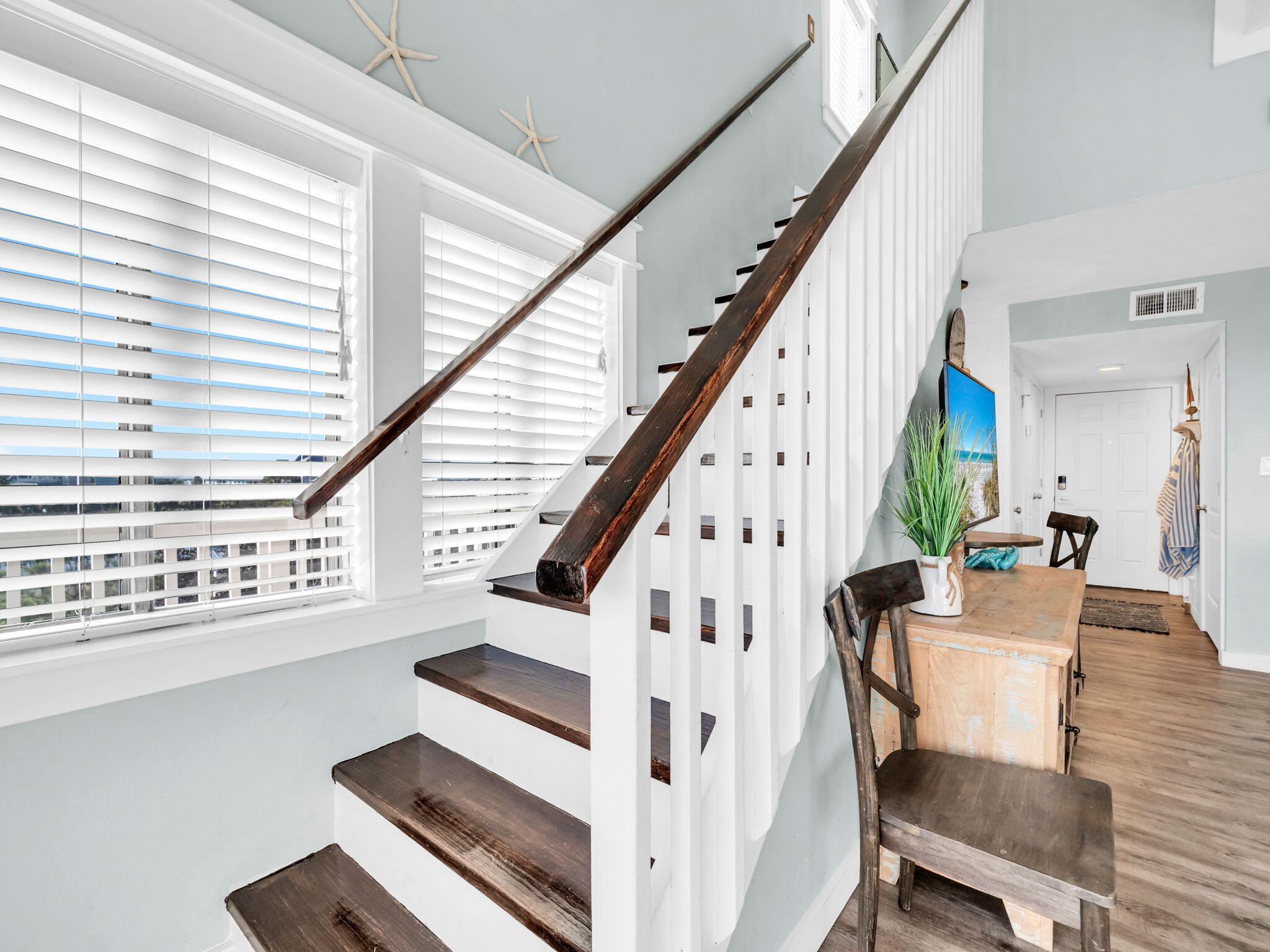 BEACHFRONT 2 PH 1 - Residential