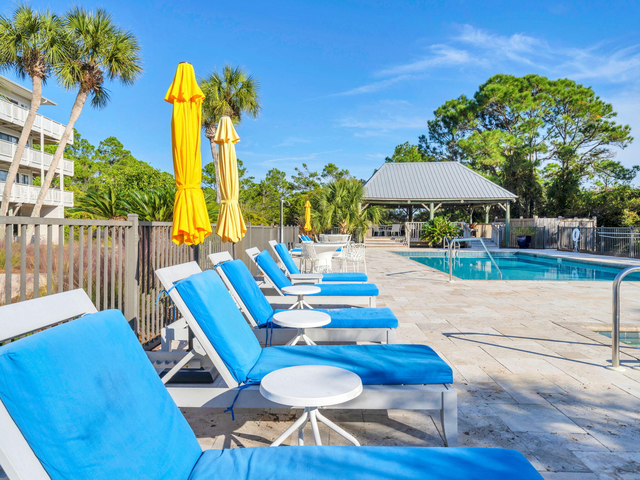 BEACHFRONT 2 PH 1 - Residential