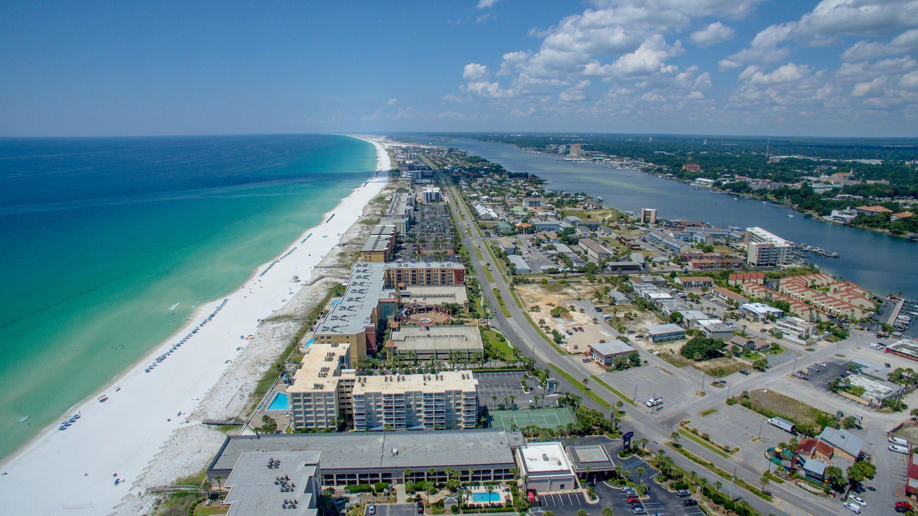 DUNE POINTE CONDO - Residential