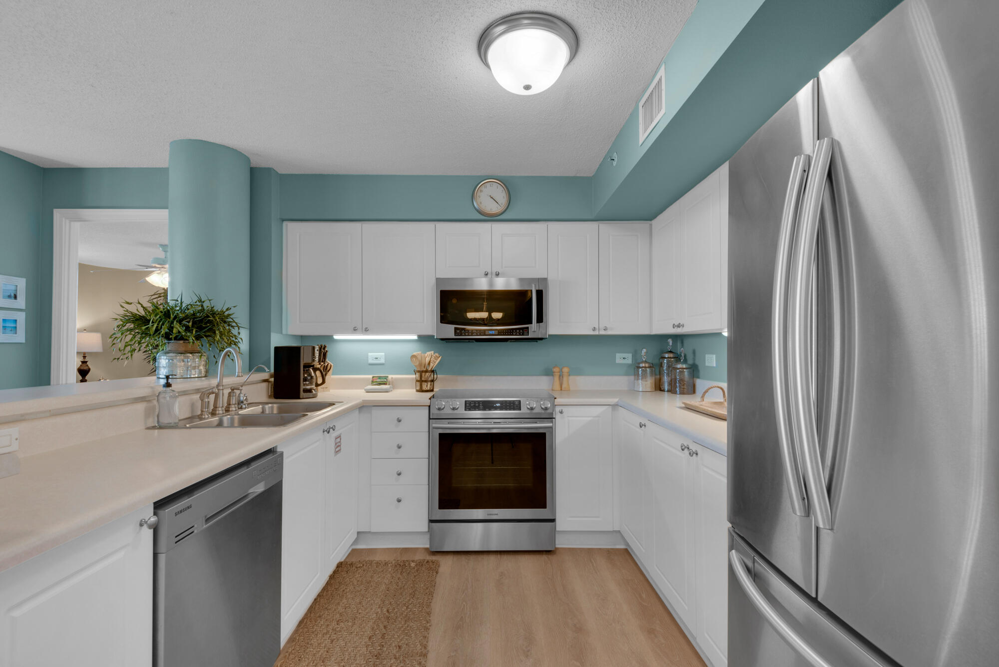 DUNE POINTE CONDO - Residential