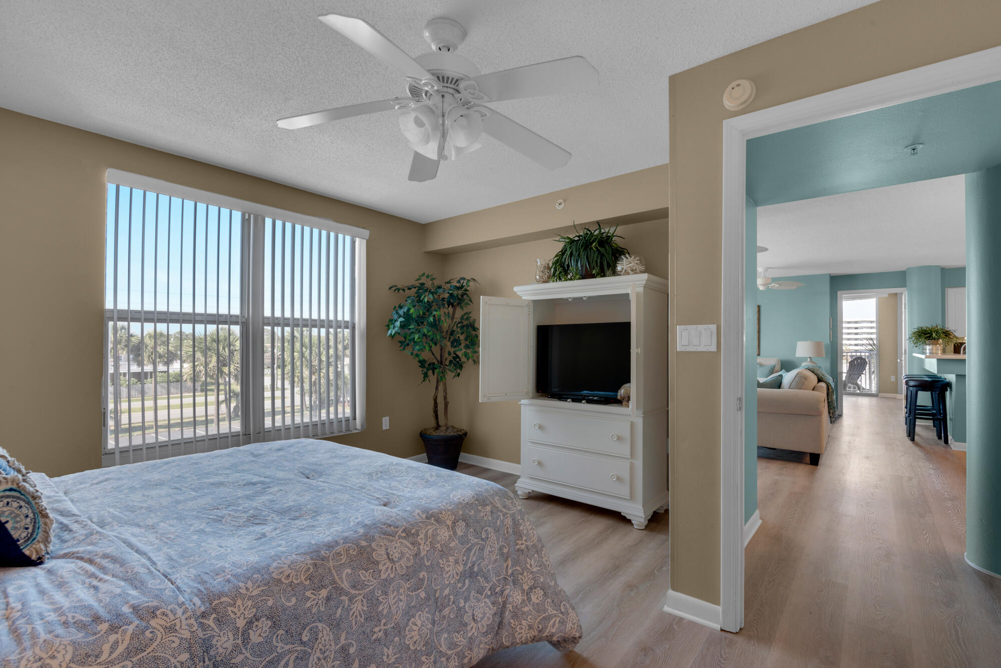 DUNE POINTE CONDO - Residential