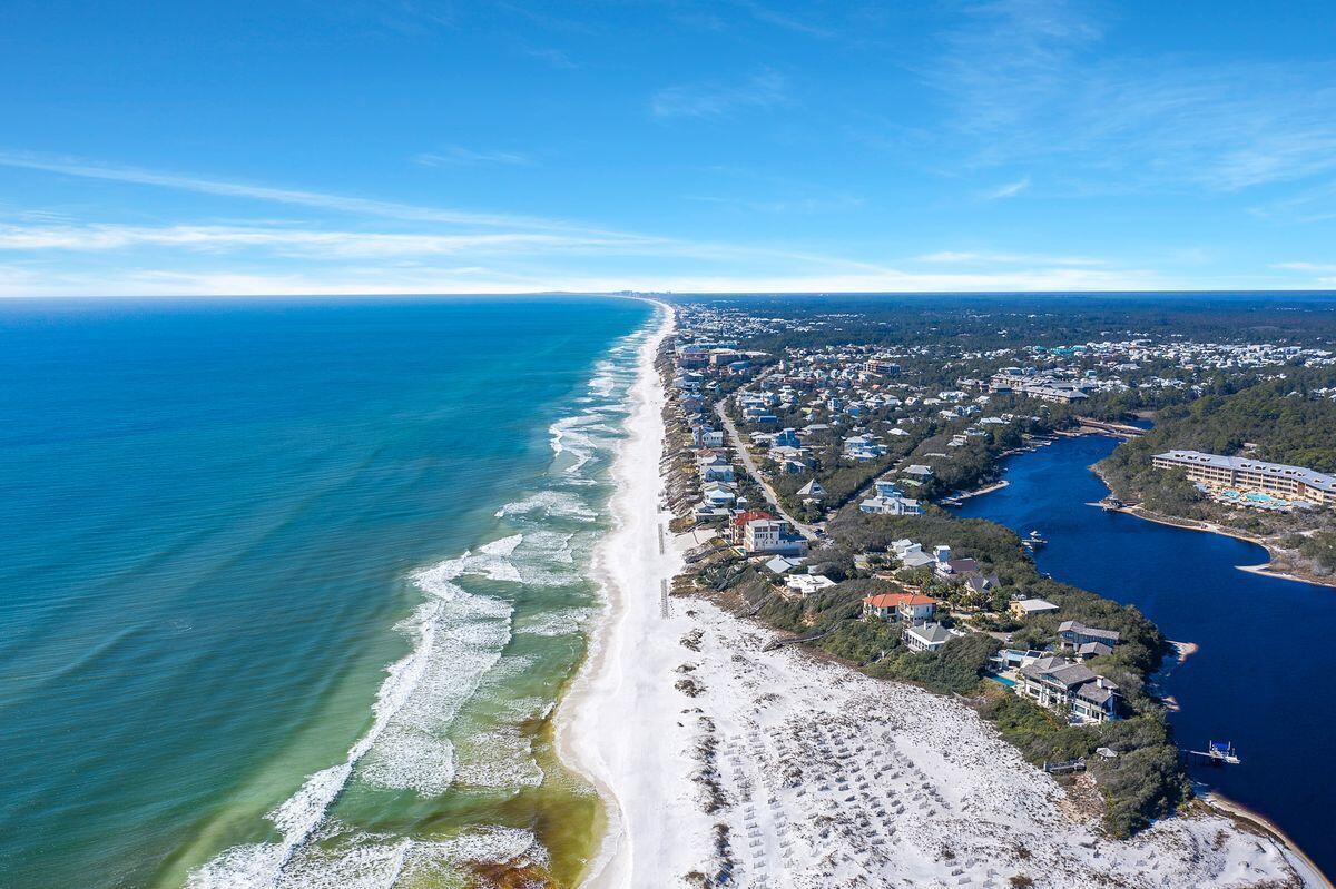 BLUE MOUNTAIN BEACH - Land