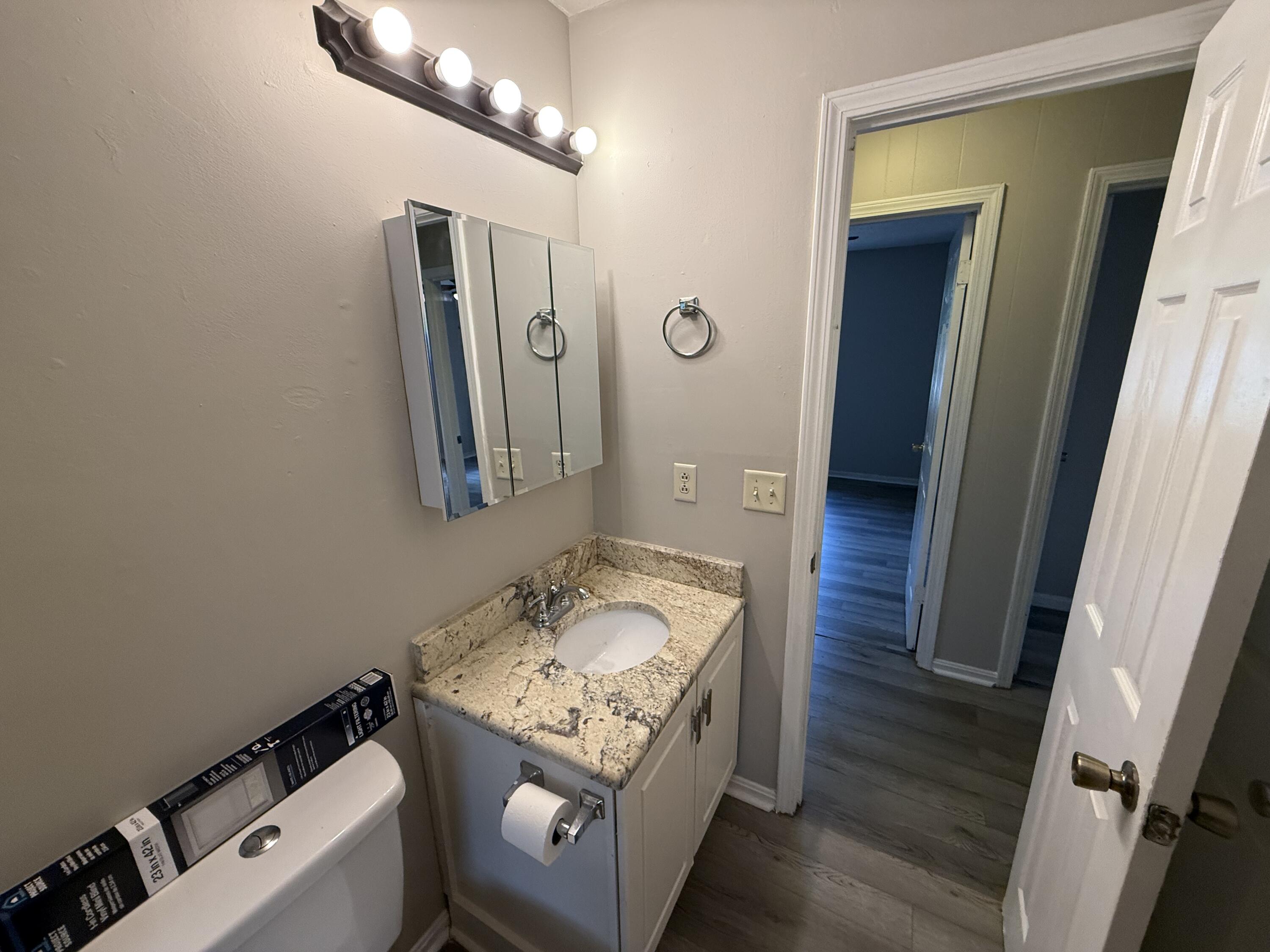 METES & BOUNDS - Residential Lease