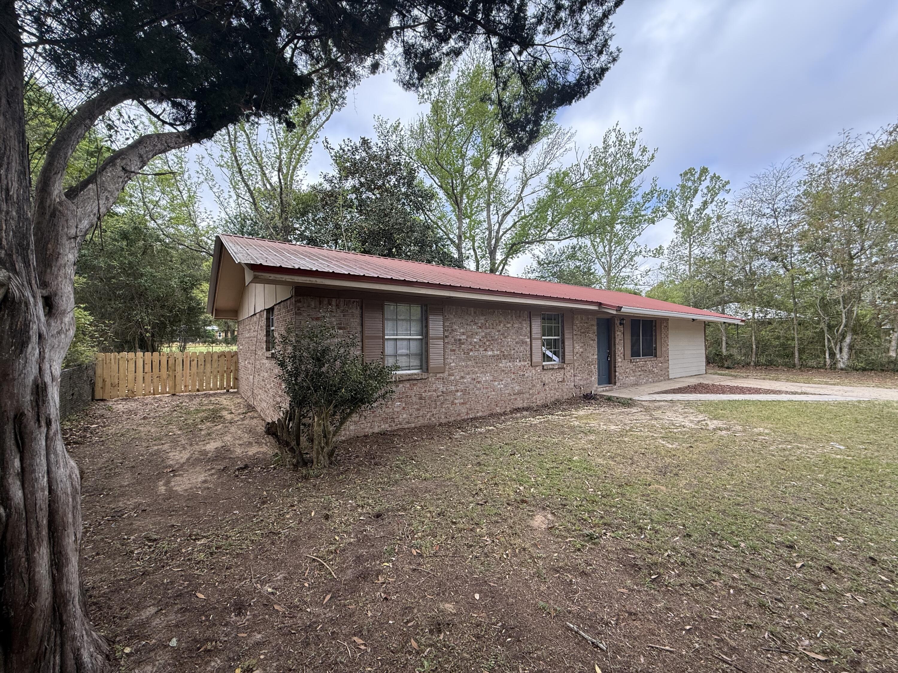 METES & BOUNDS - Residential Lease