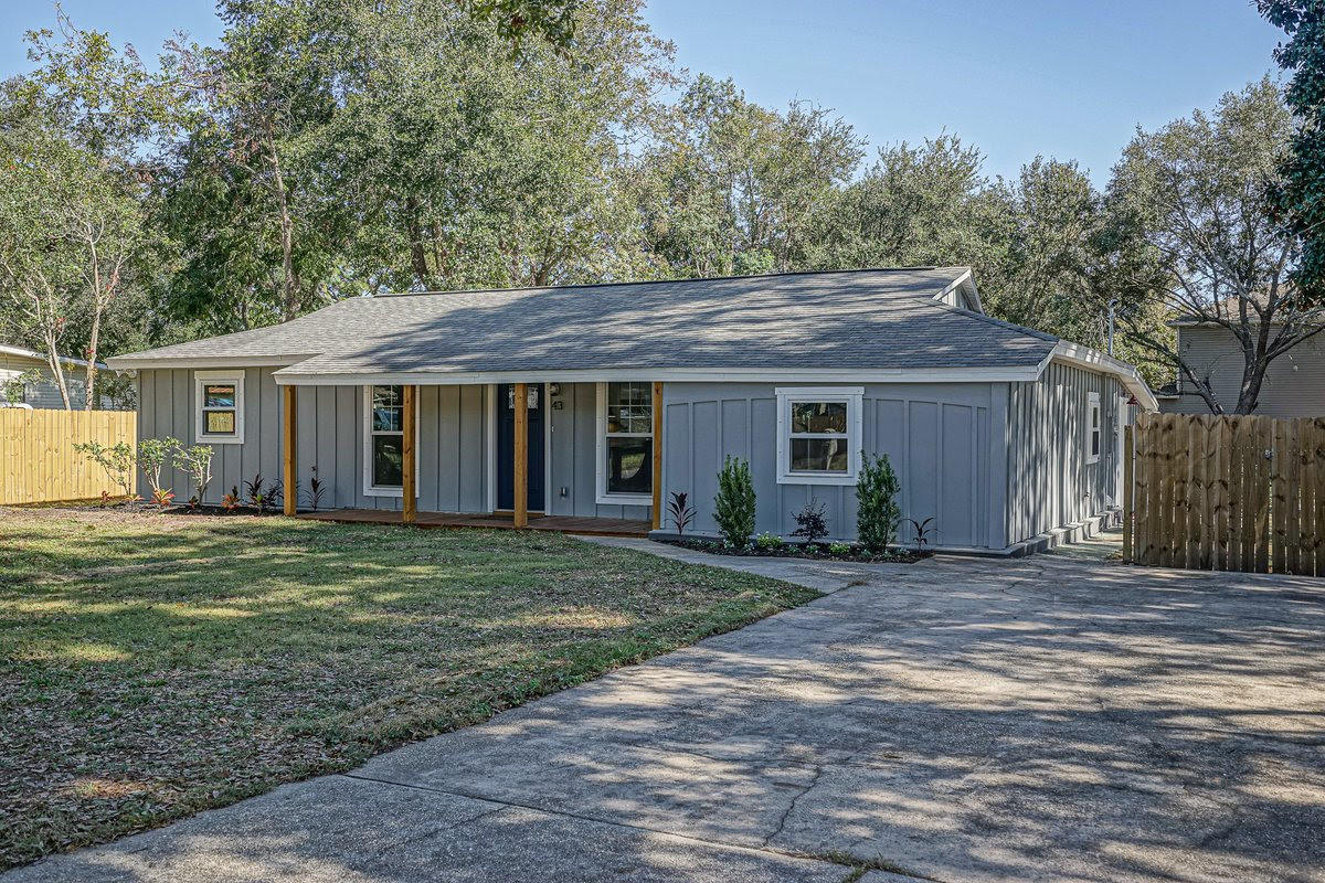 Wonderful opportunity to purchase a completely remodeled, impeccably detailed, ready to move intohome in Ft. Walton Beach. This 4/2 home which was completely remodeled in 2020, features newenergy efficient windows, HVAC system, blown insulation, hot water heater and Samsung appliances. Inaddition, new flooring, lighting, board and batten cement siding, and craftsman style trim create agleaming modern farmhouse design making this home light and bright. A beautiful, new screened porchleads out to a spacious, beautifully landscaped oversized lot conveniently located in one of Florida's fewA+ School Districts, near both Eglin and Hulbert Field and convenient shopping trips to Publix and HomeDepot.