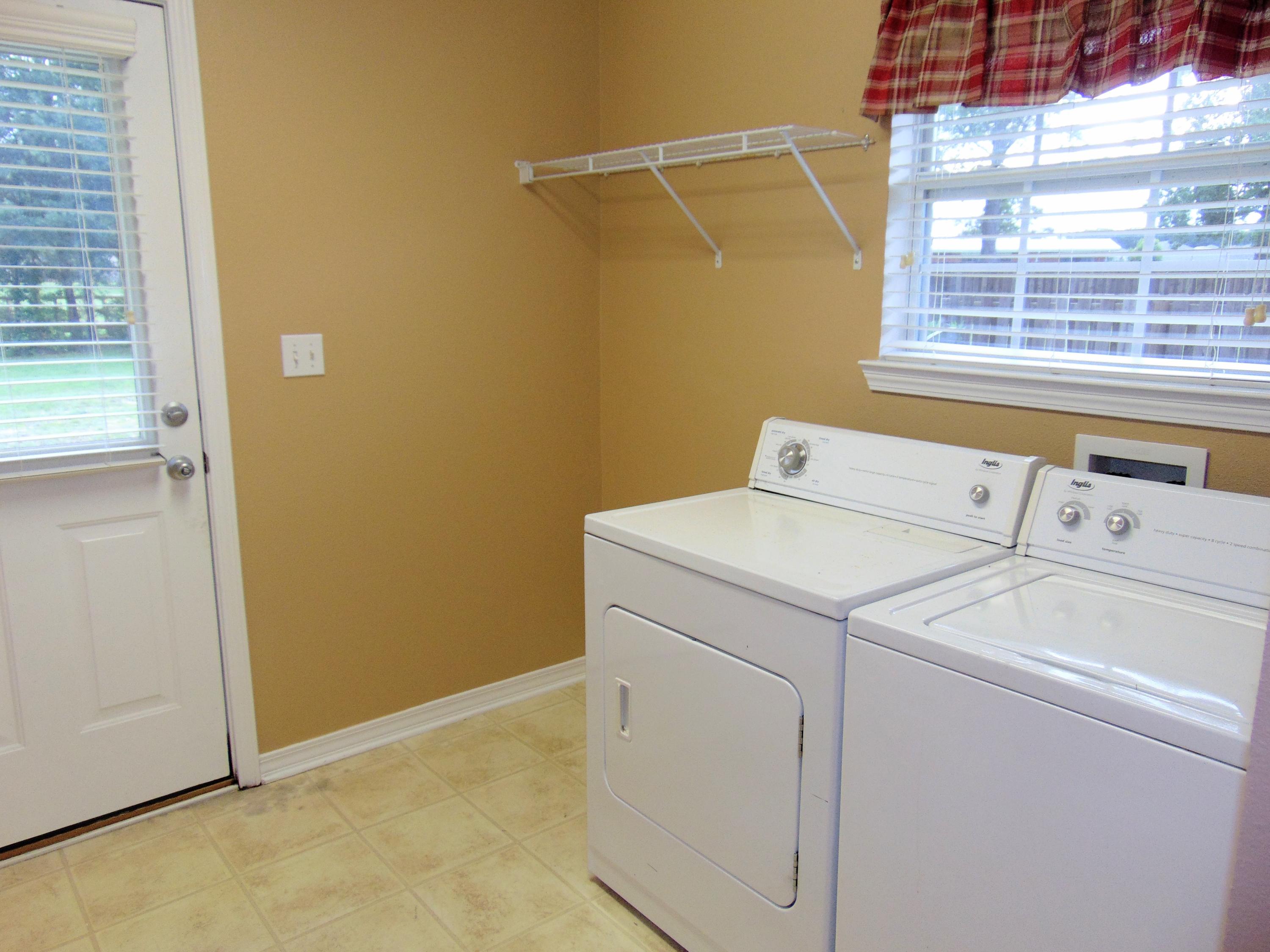 LEE FARMS PH I - Residential