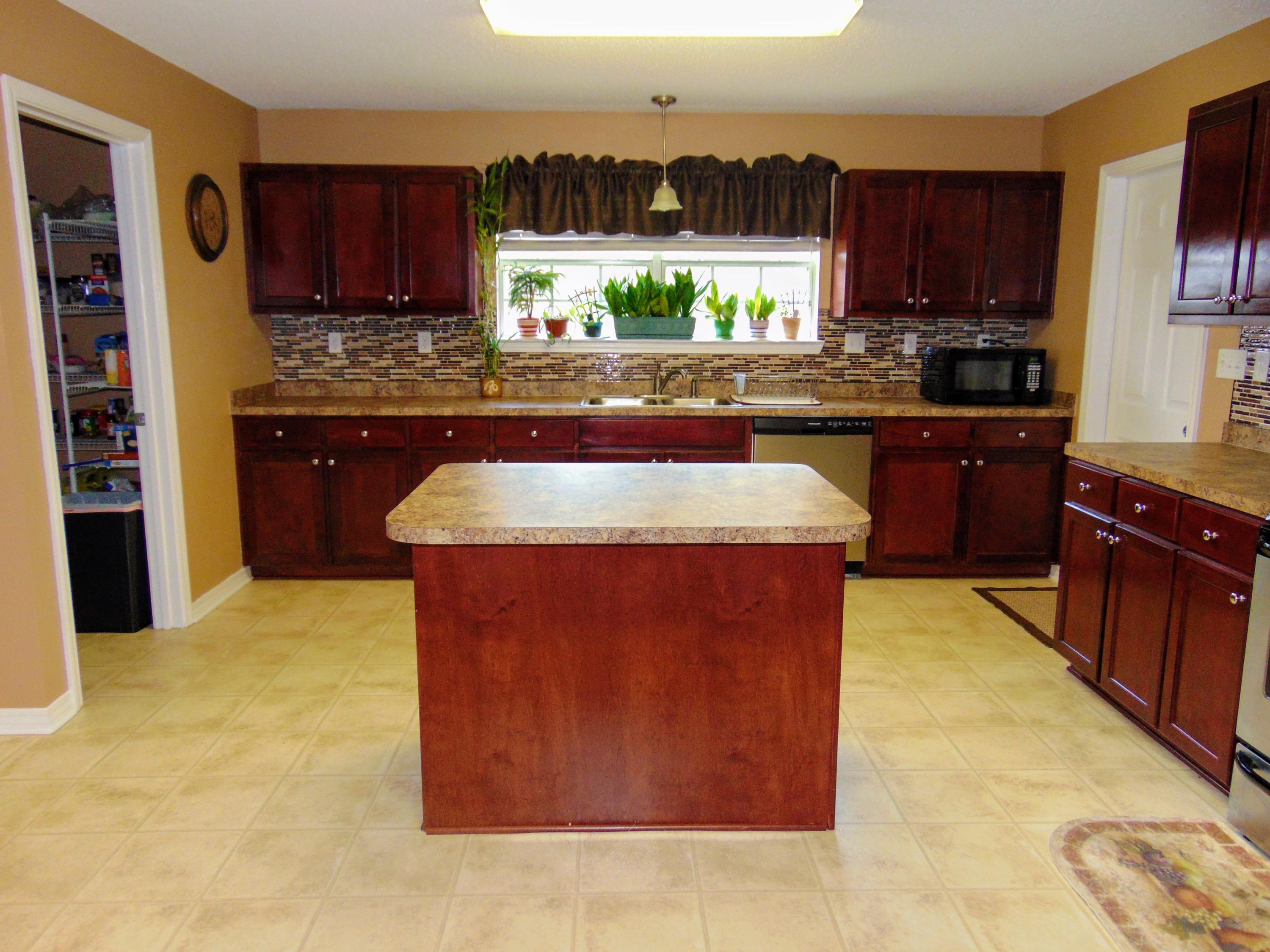 LEE FARMS PH I - Residential