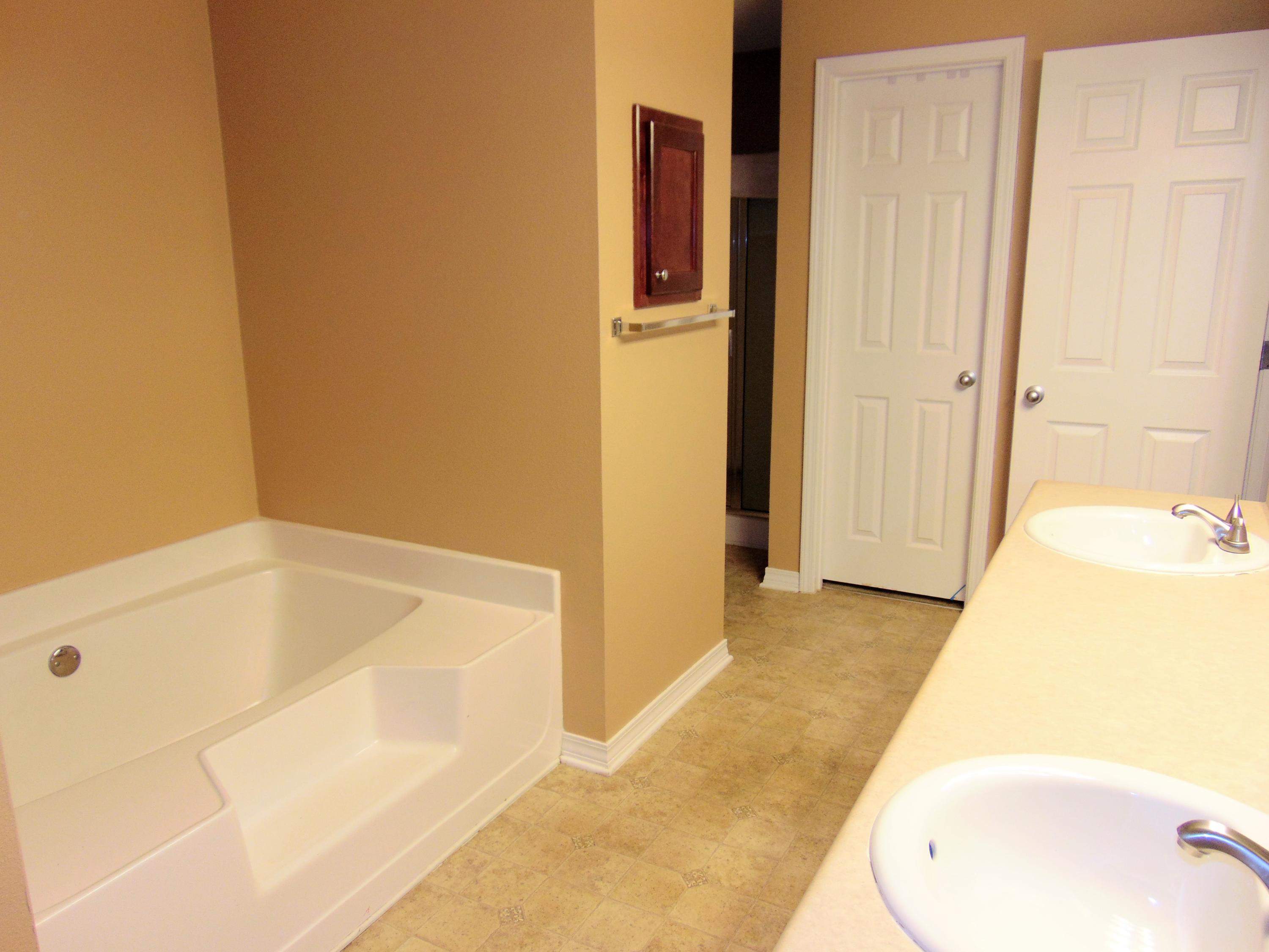 LEE FARMS PH I - Residential