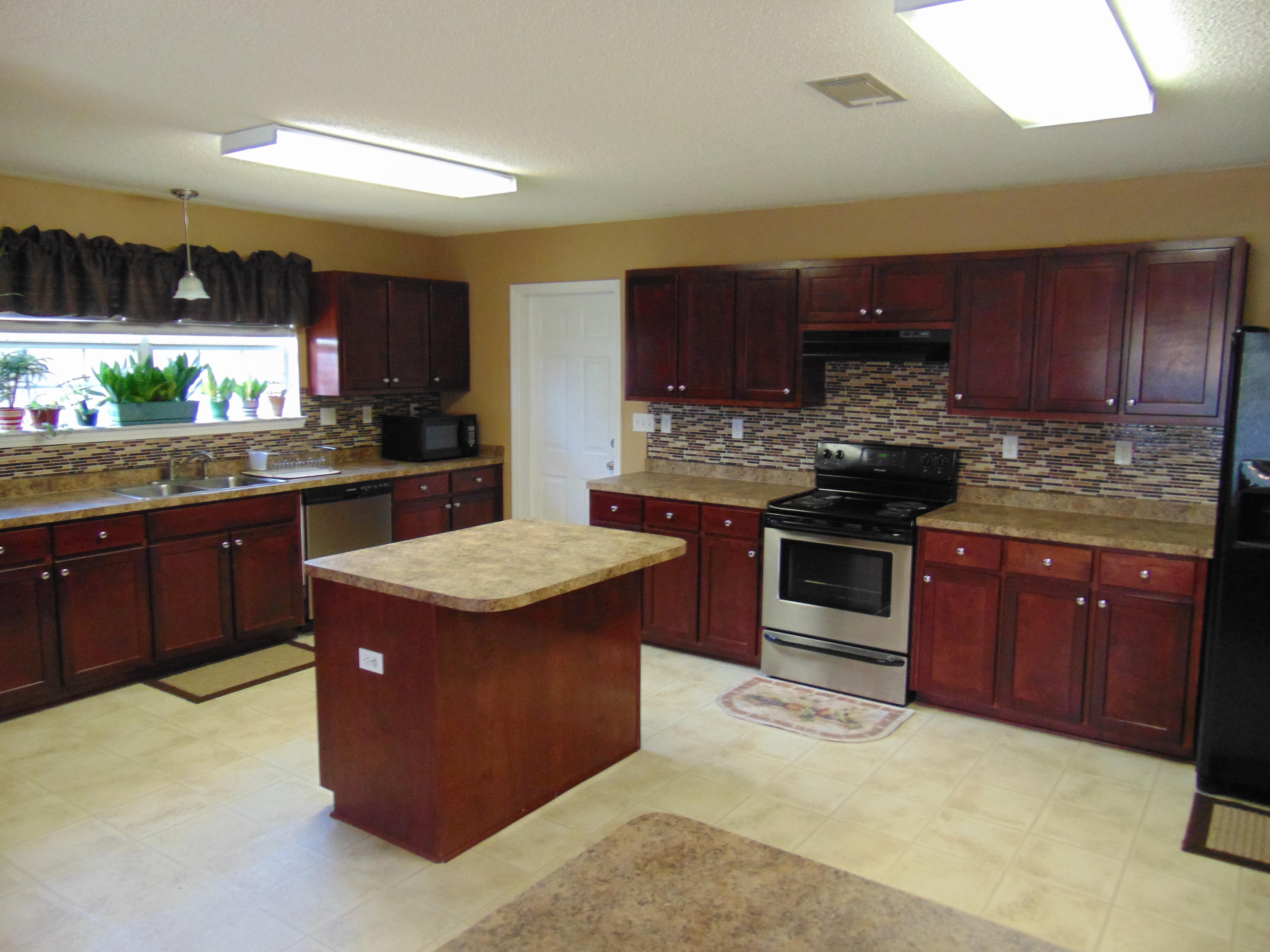 LEE FARMS PH I - Residential