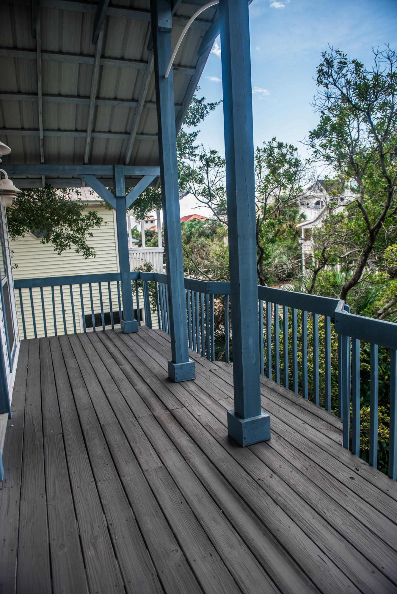 CRYSTAL BEACH - Residential