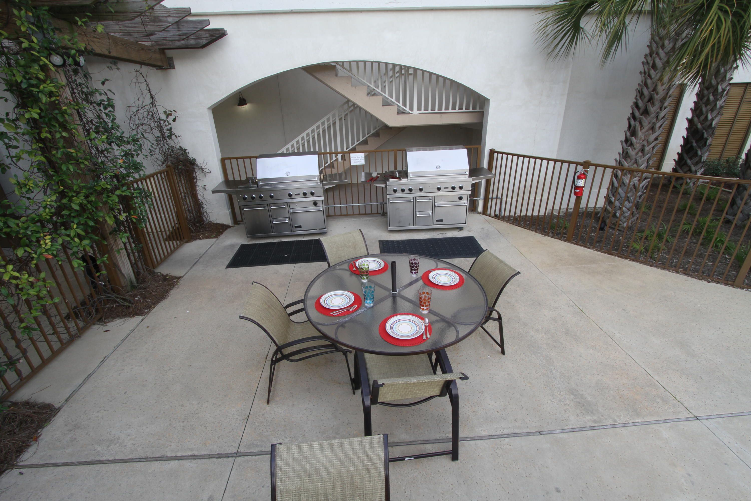 REDFISH VILLAGE - Residential