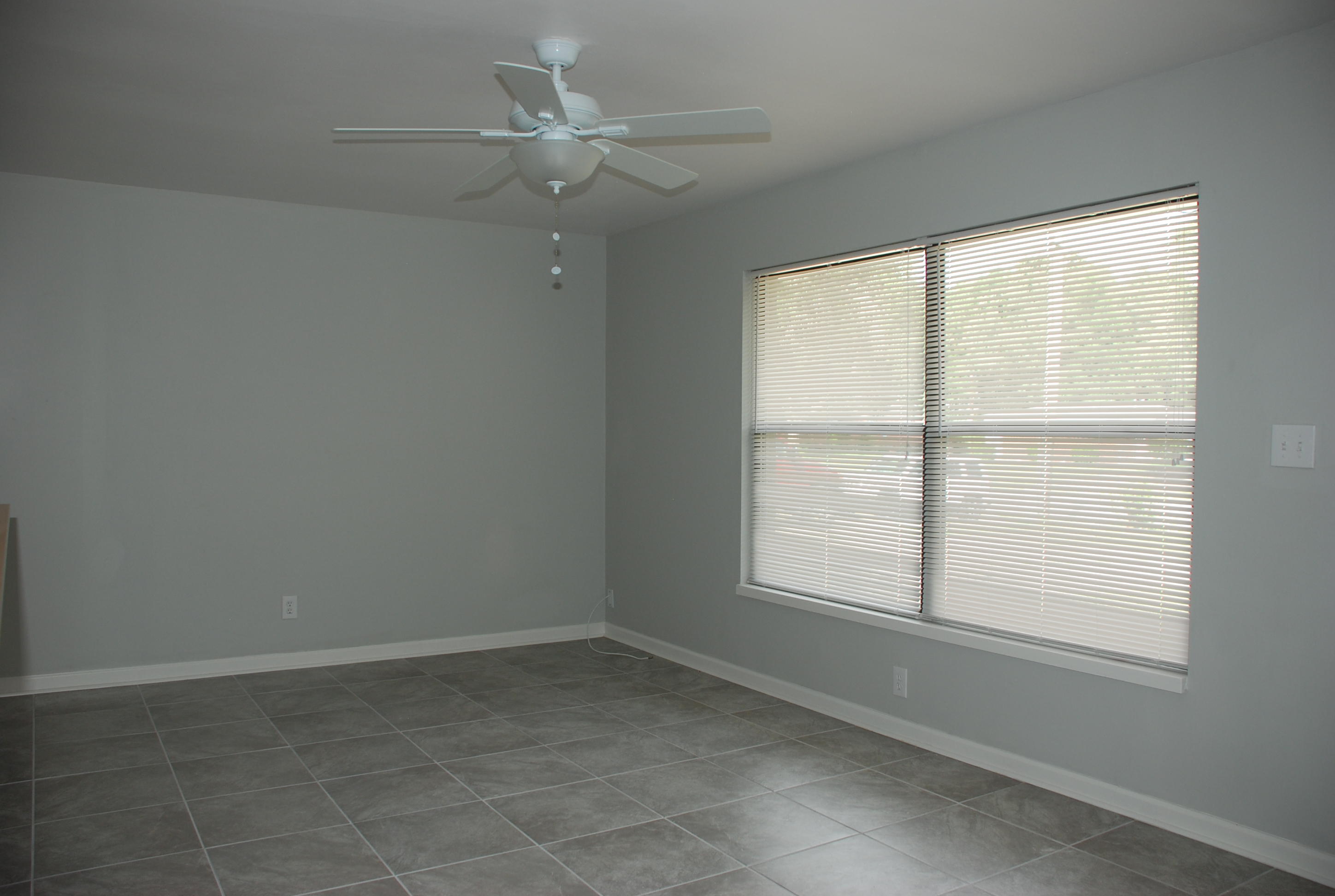 ELLIOTTS POINT 10TH ADDN - Residential