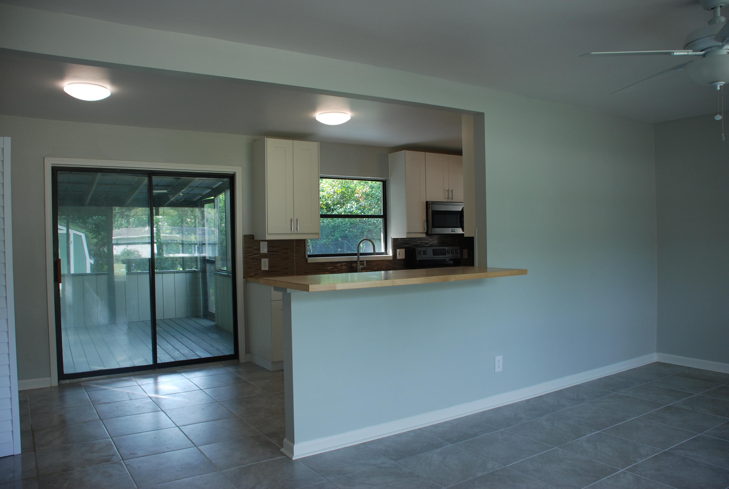 ELLIOTTS POINT 10TH ADDN - Residential