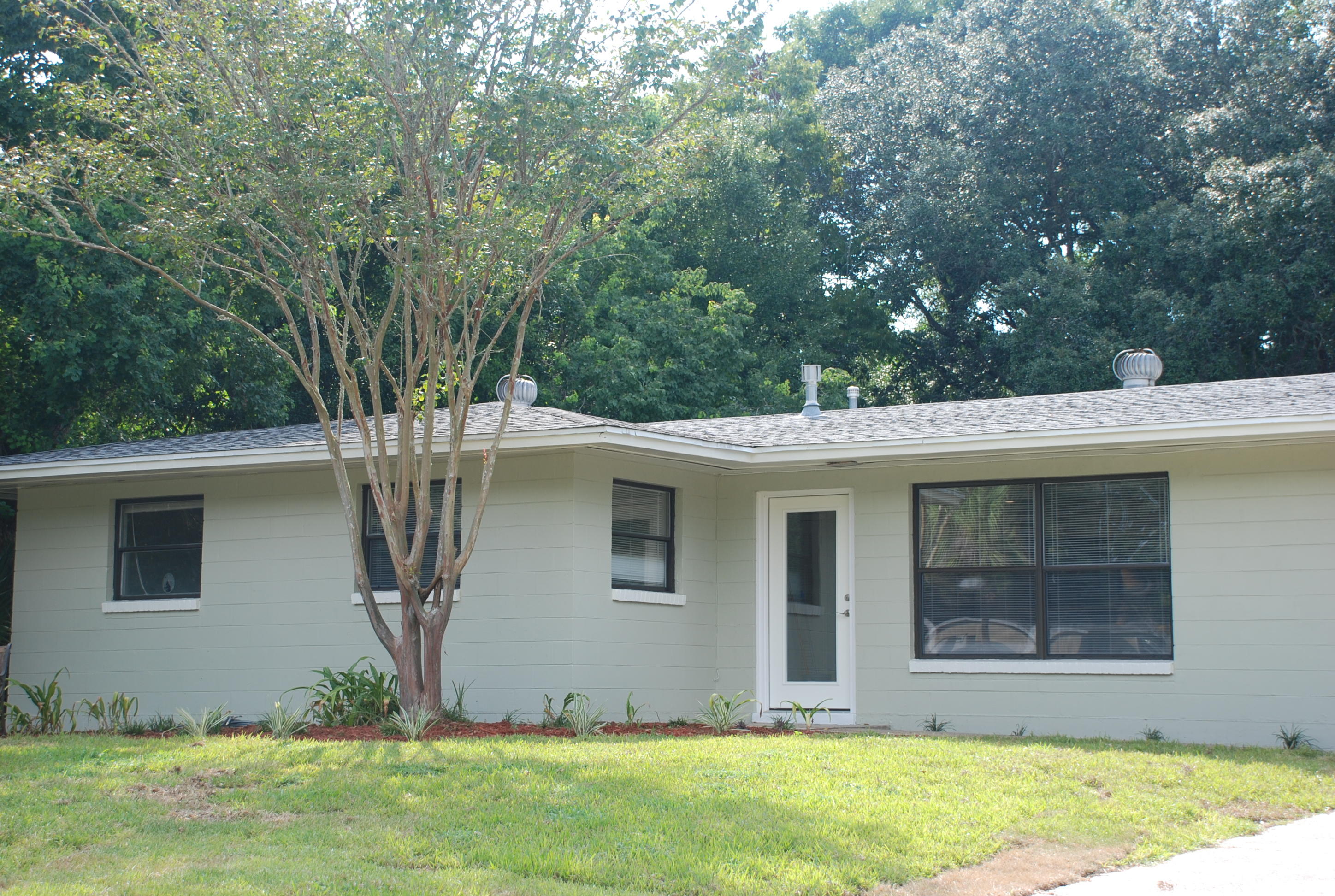 ELLIOTTS POINT 10TH ADDN - Residential