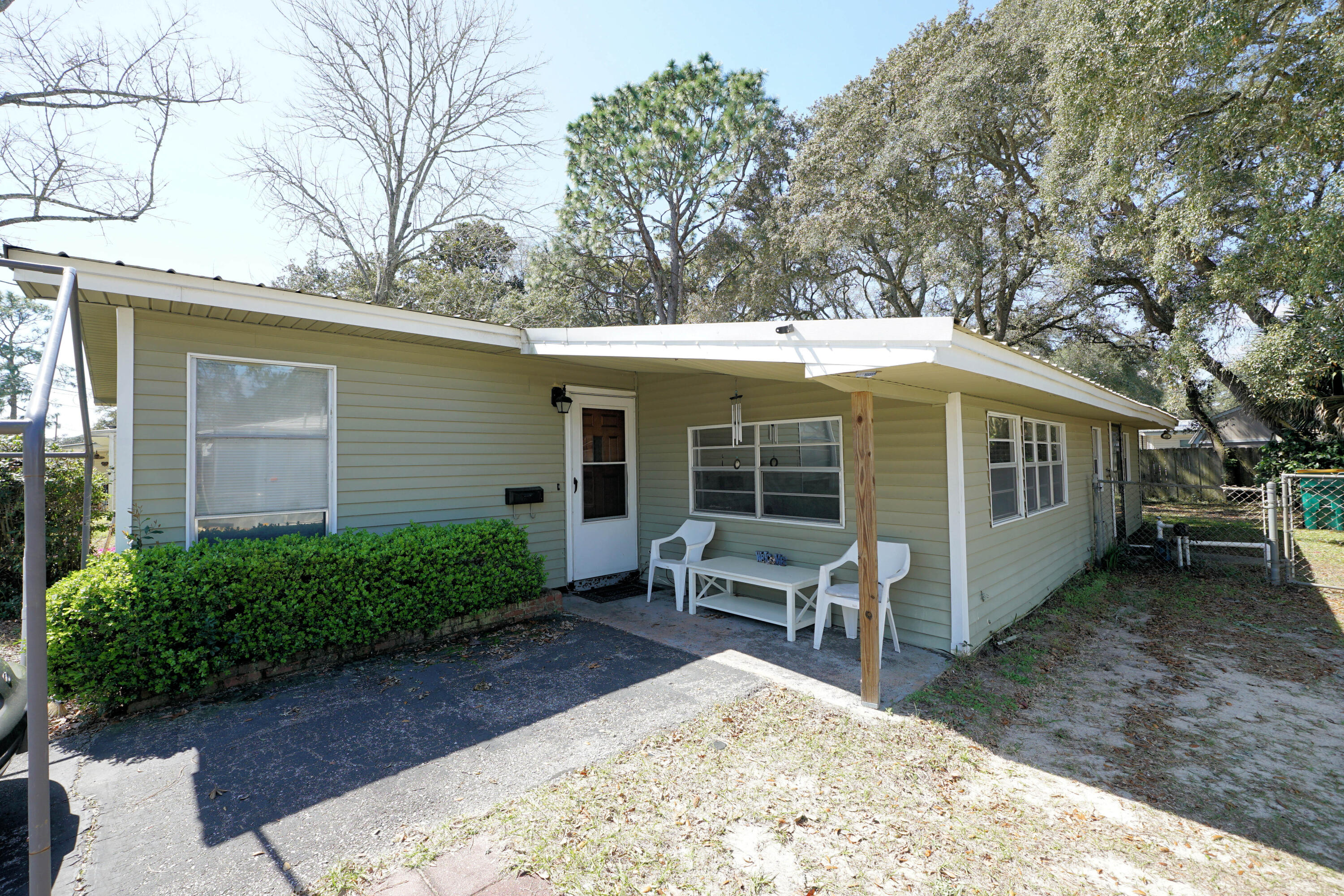 GARNIERS BEACH 3RD - Residential