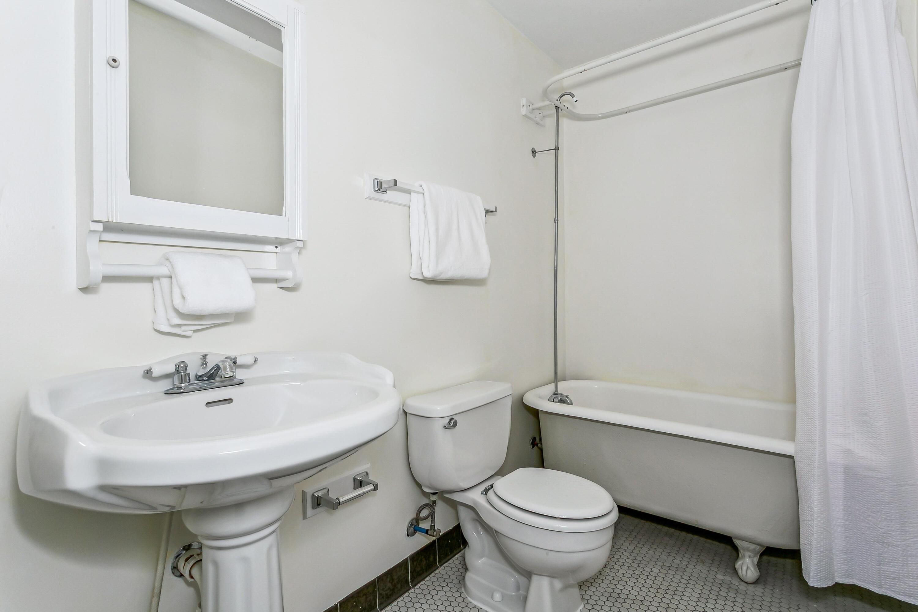 HIDDEN COVE PH 2 - Residential