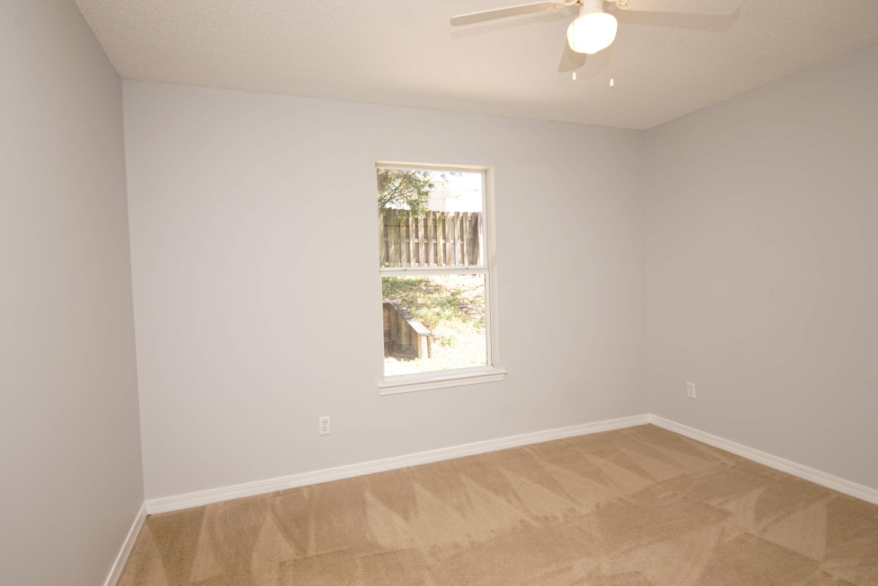 NORTHVIEW ESTATES 7TH ADDN - Residential