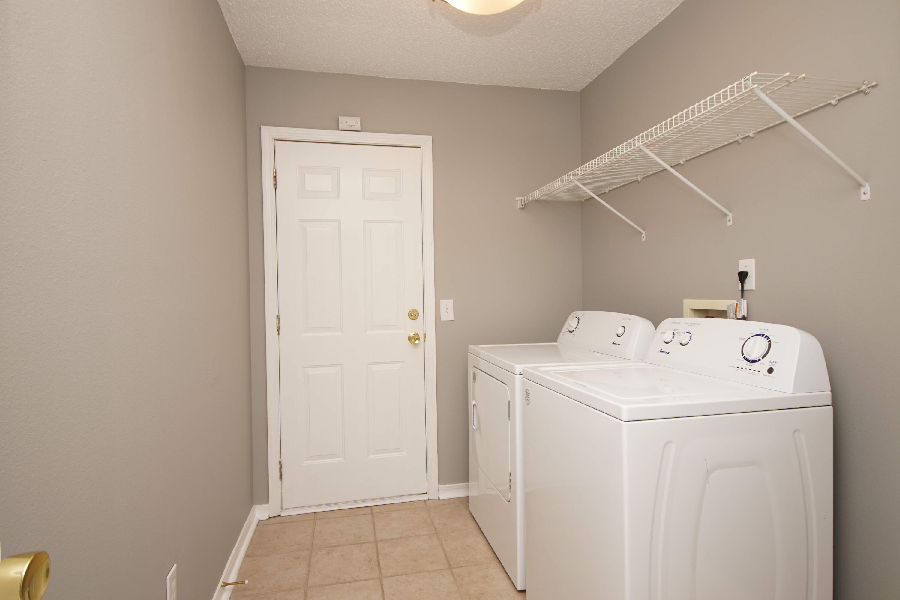 NORTHVIEW ESTATES 7TH ADDN - Residential