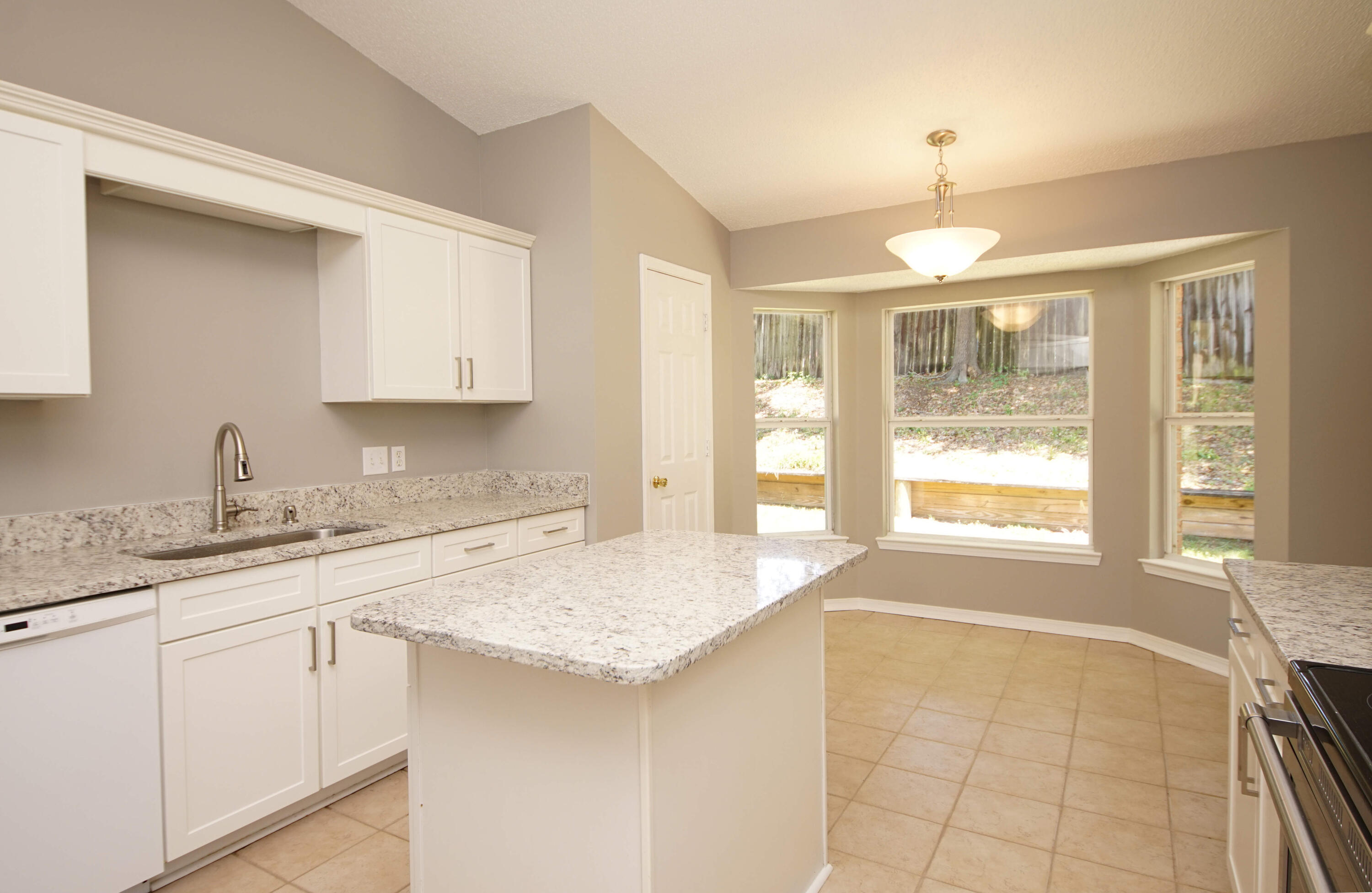 NORTHVIEW ESTATES 7TH ADDN - Residential