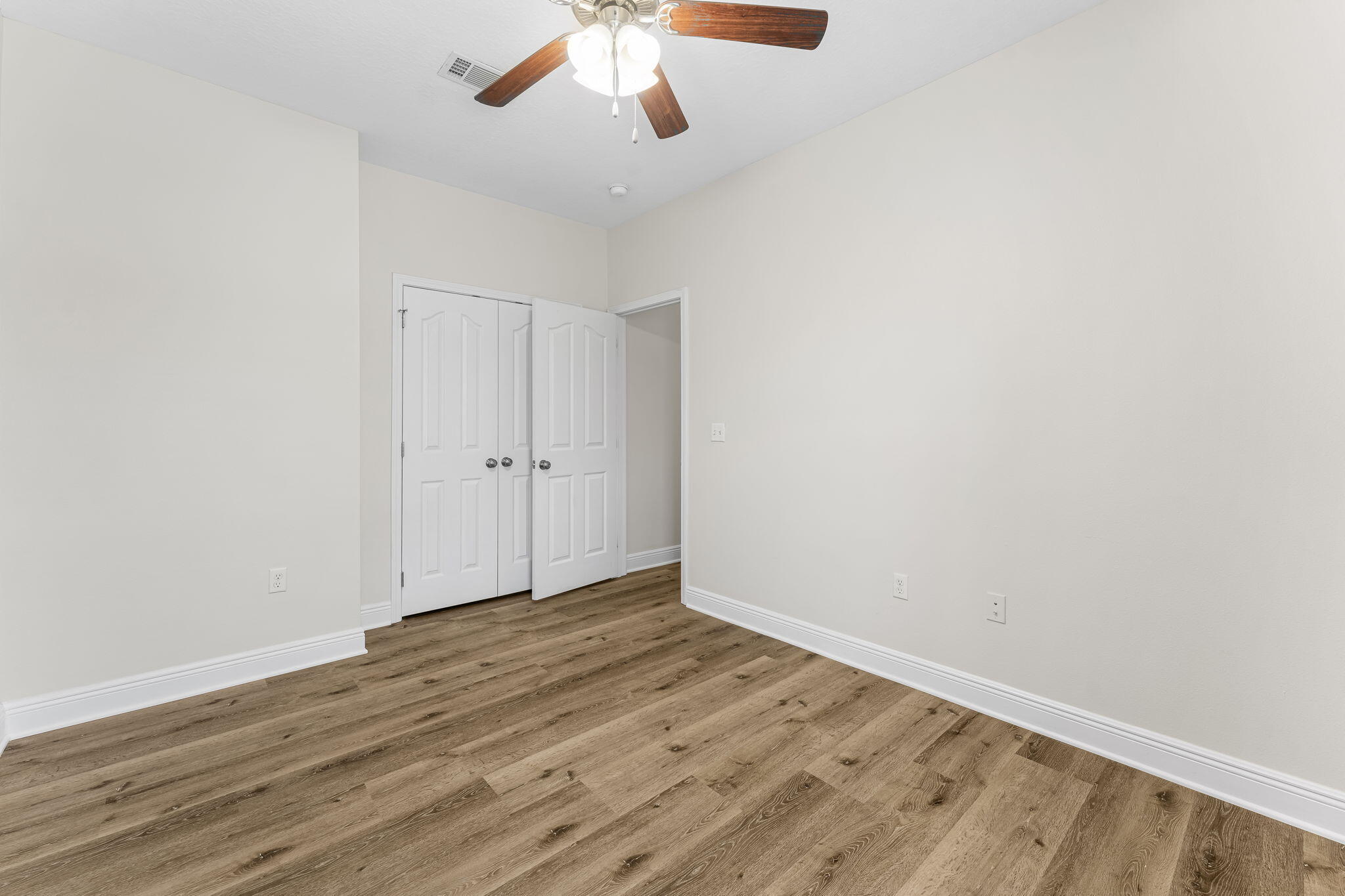 PEACH CREEK PH 1 - Residential Lease