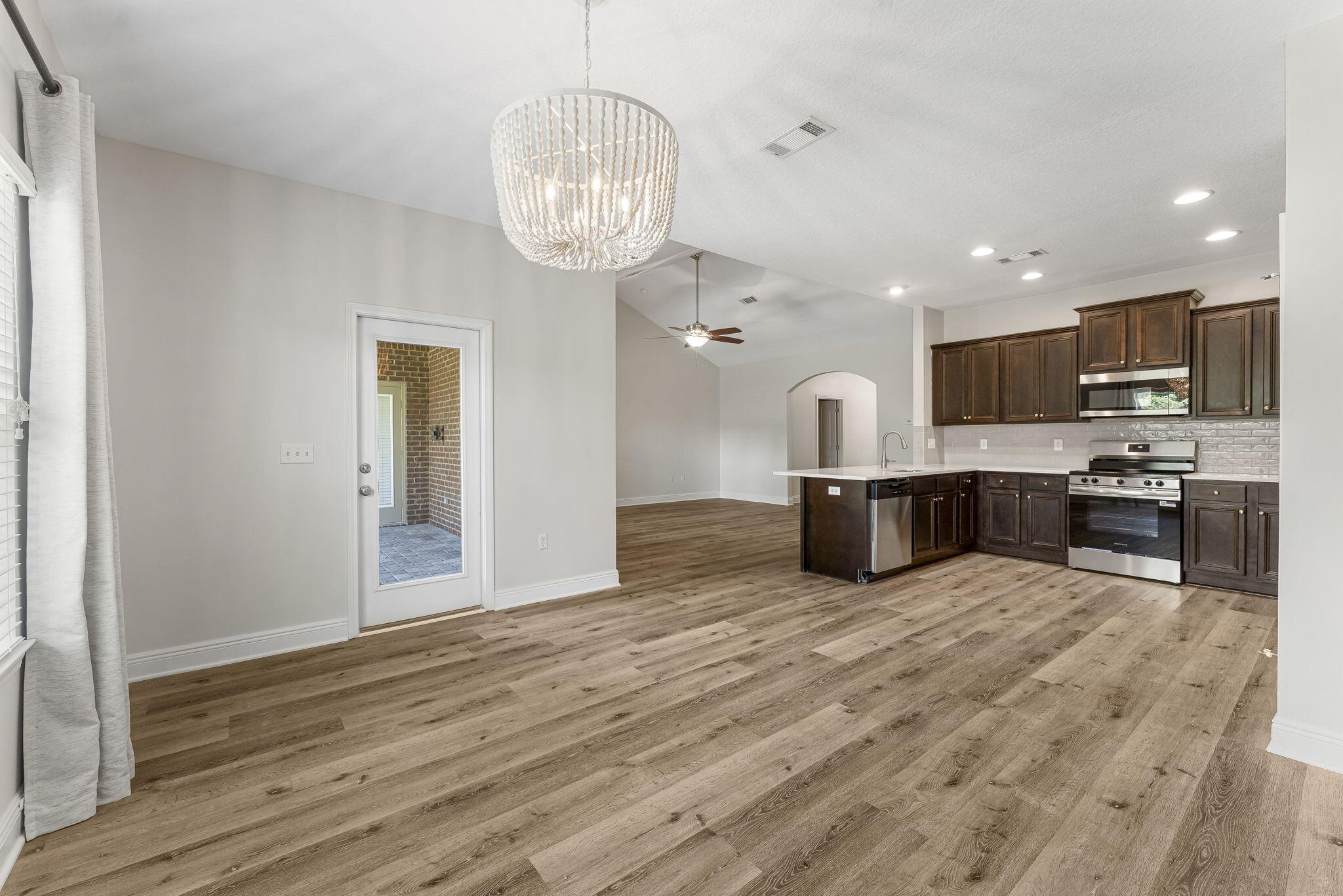 PEACH CREEK PH 1 - Residential Lease