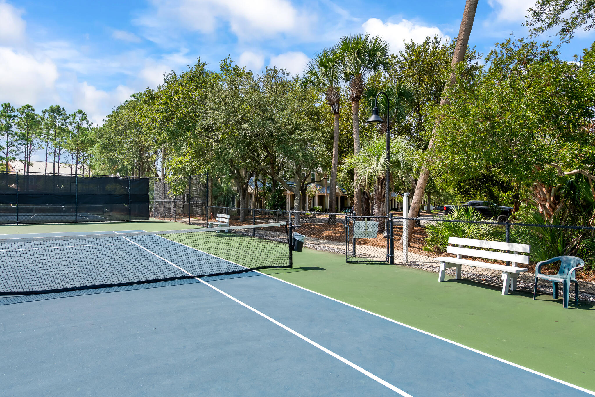 Gulf Place Courtyard - Residential