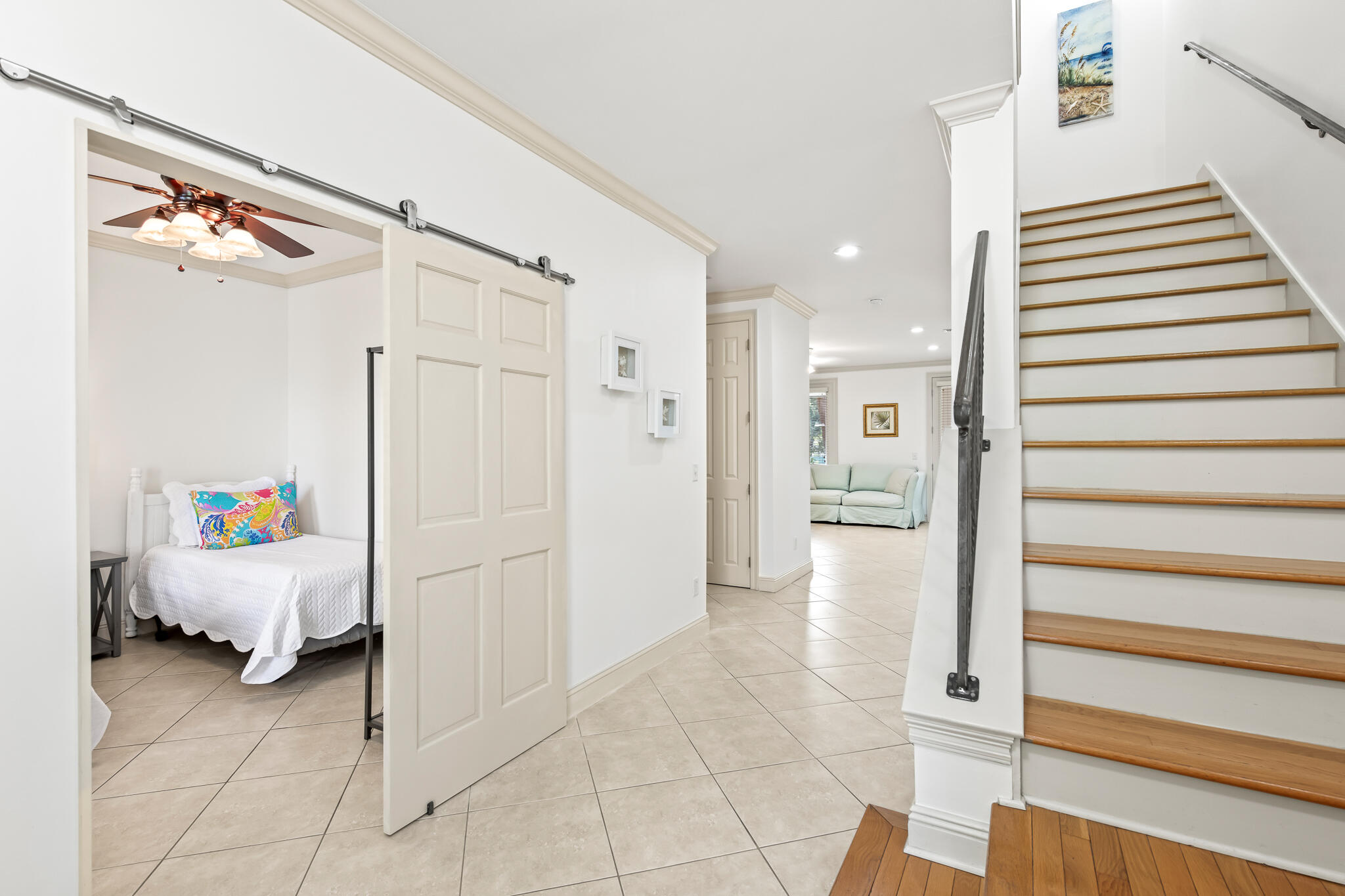 Gulf Place Courtyard - Residential