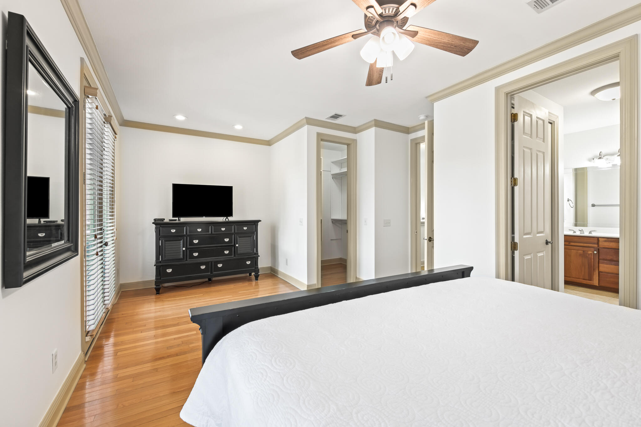 Gulf Place Courtyard - Residential