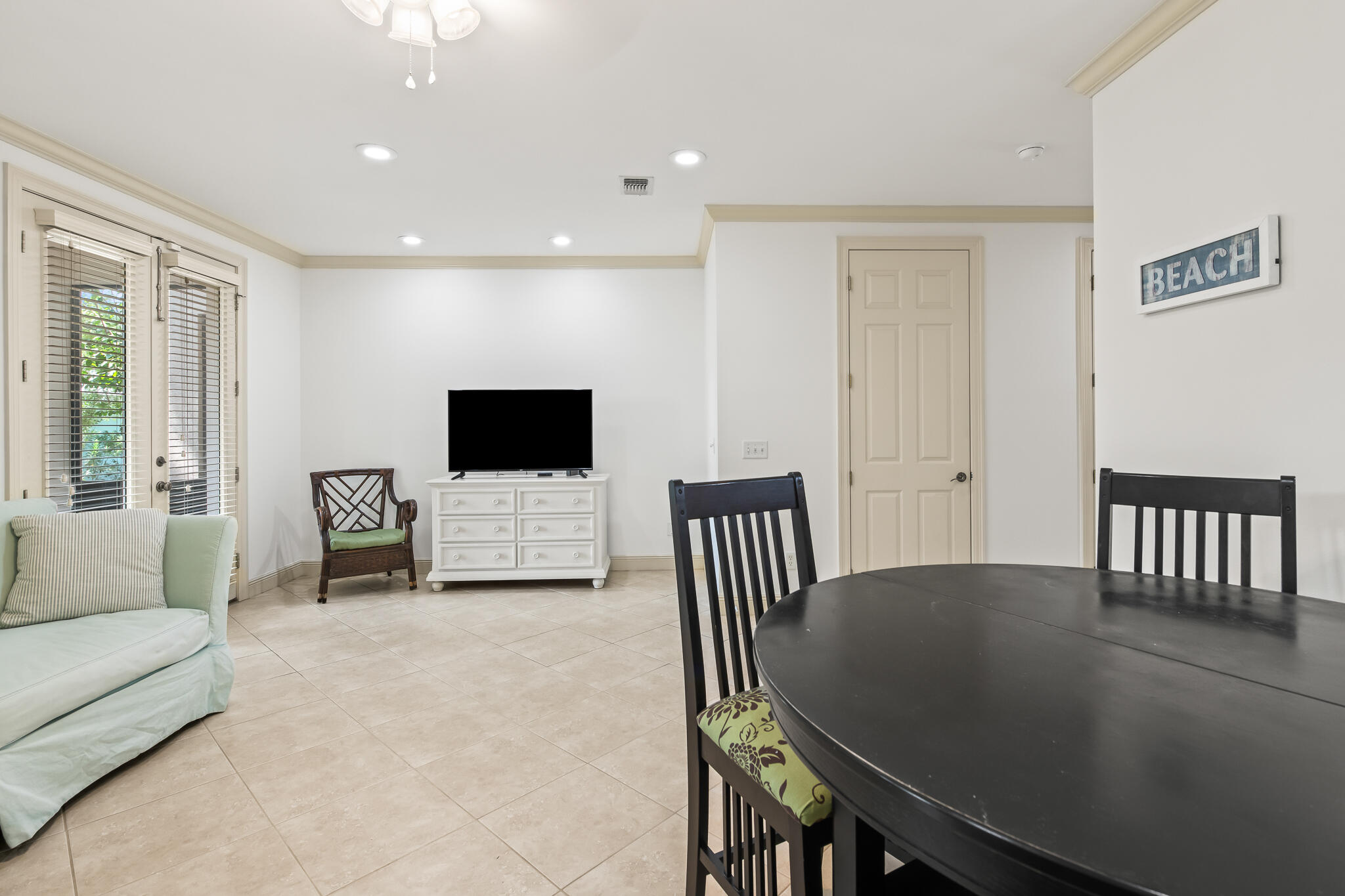 Gulf Place Courtyard - Residential