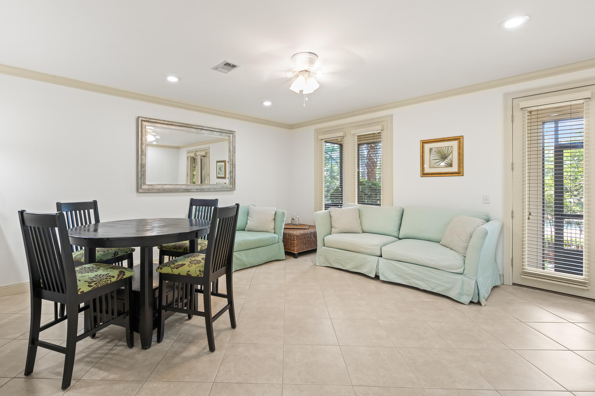 Gulf Place Courtyard - Residential