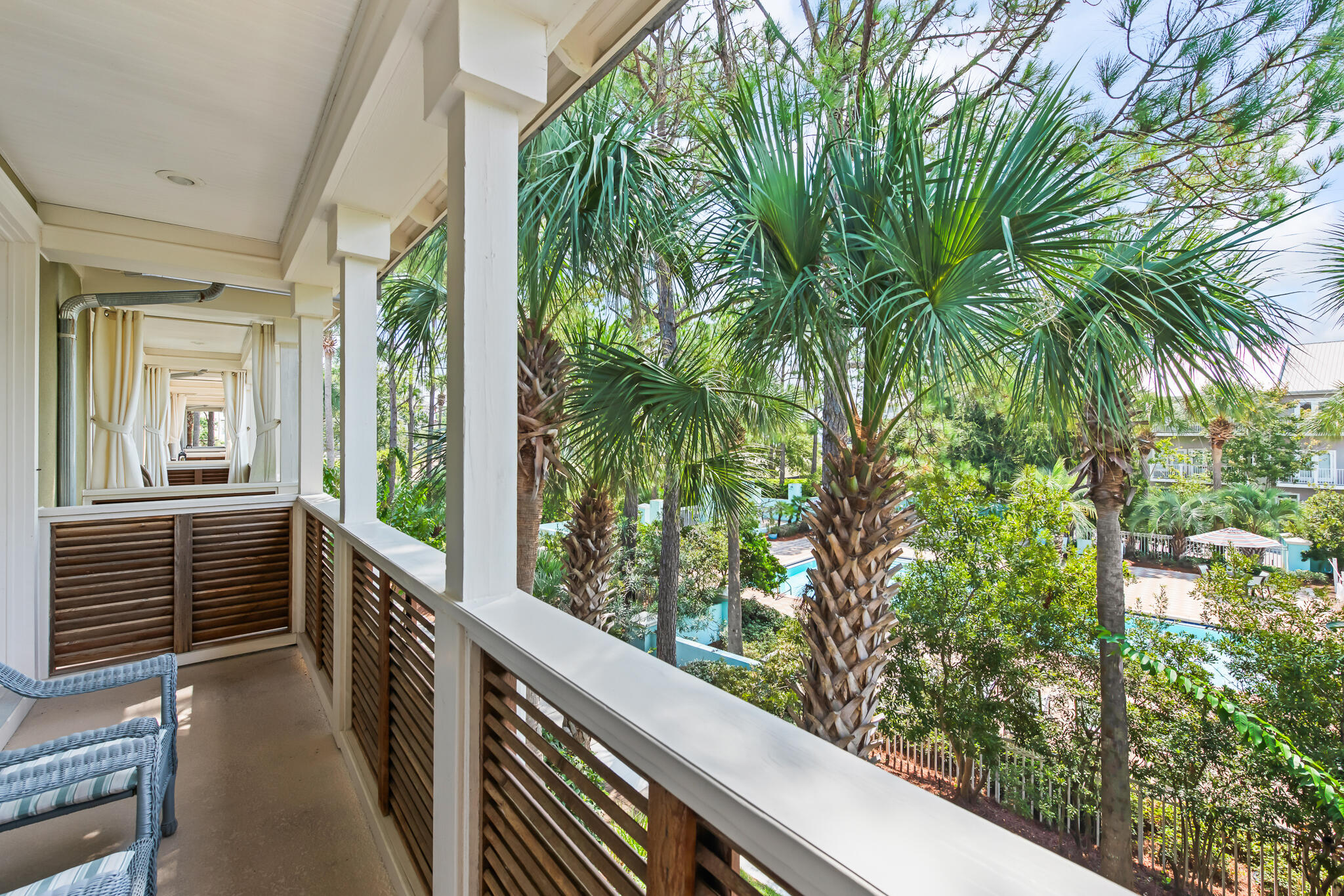 Gulf Place Courtyard - Residential