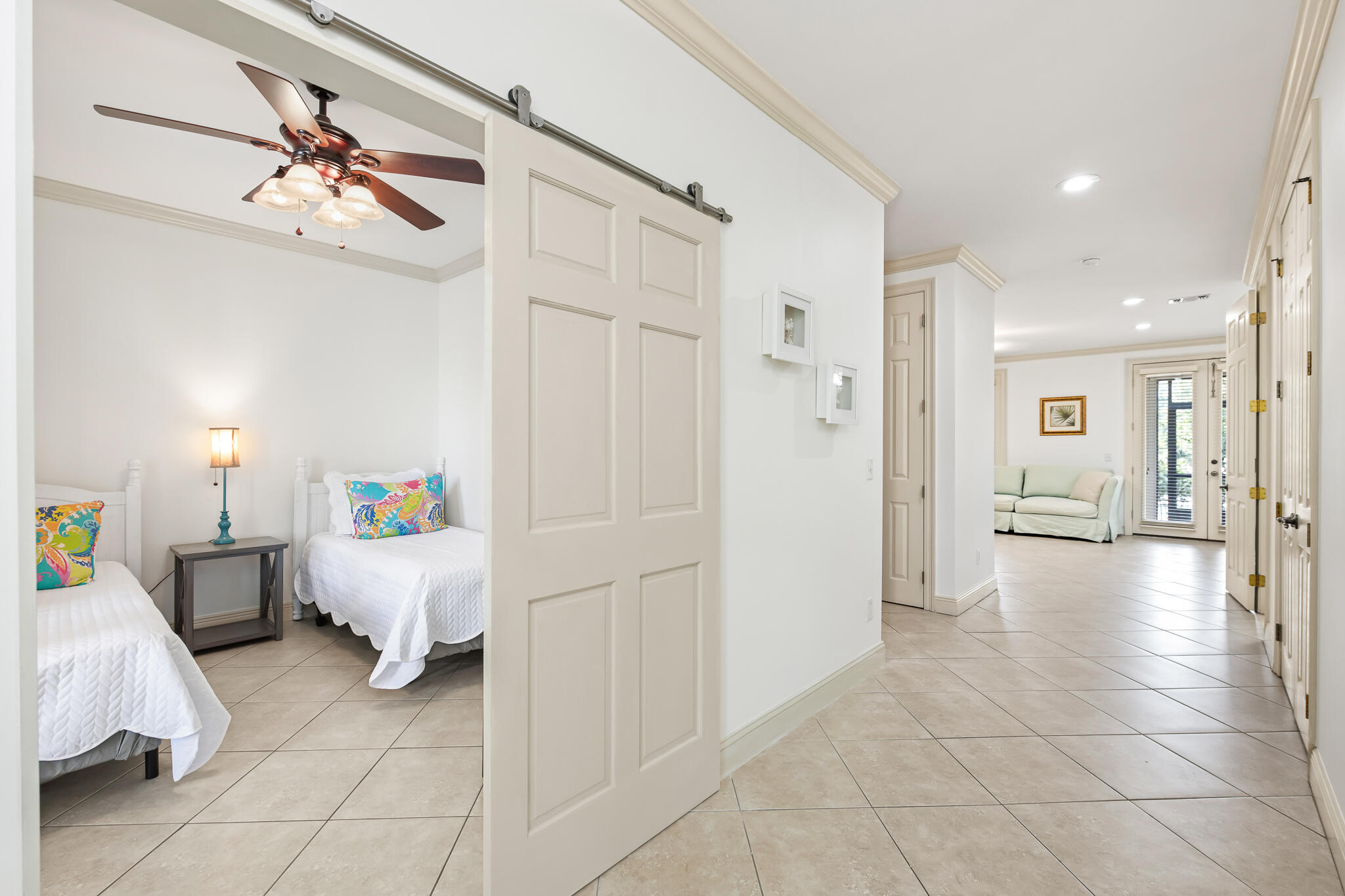 Gulf Place Courtyard - Residential