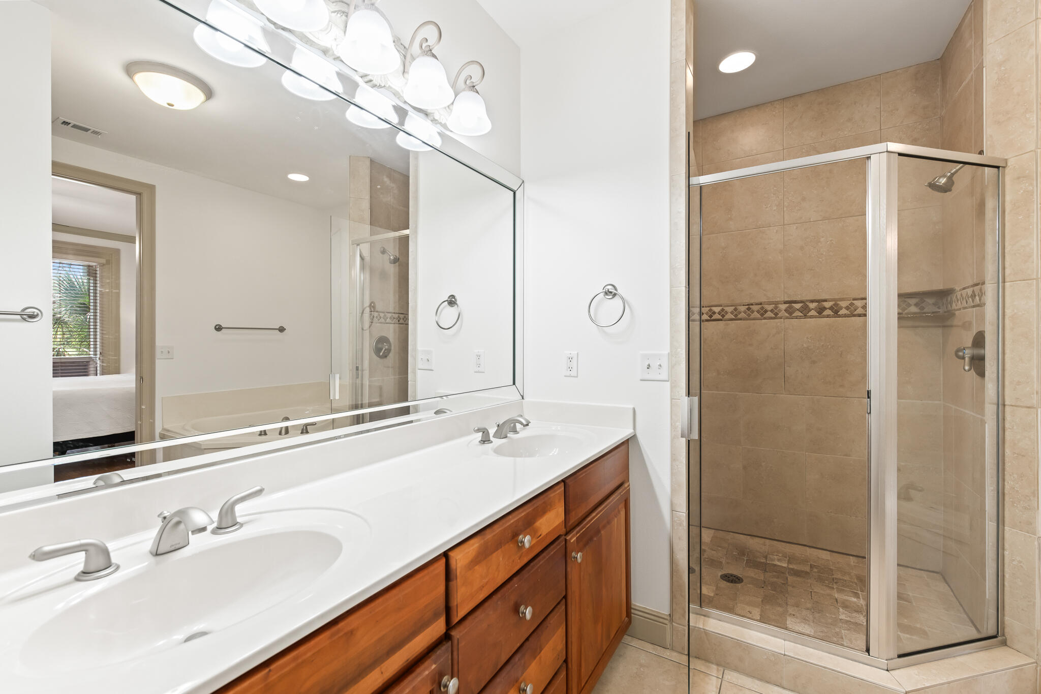 Gulf Place Courtyard - Residential